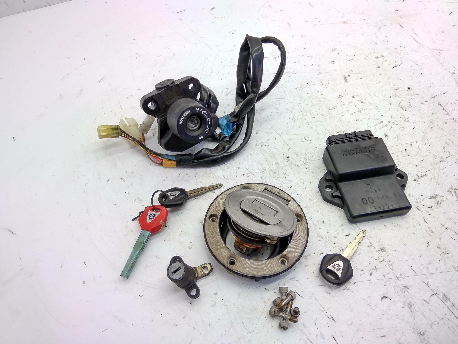 Yamaha fz6 600 blocchetto accensione chiavi centralina tappo serratura 2004 2005 rj074