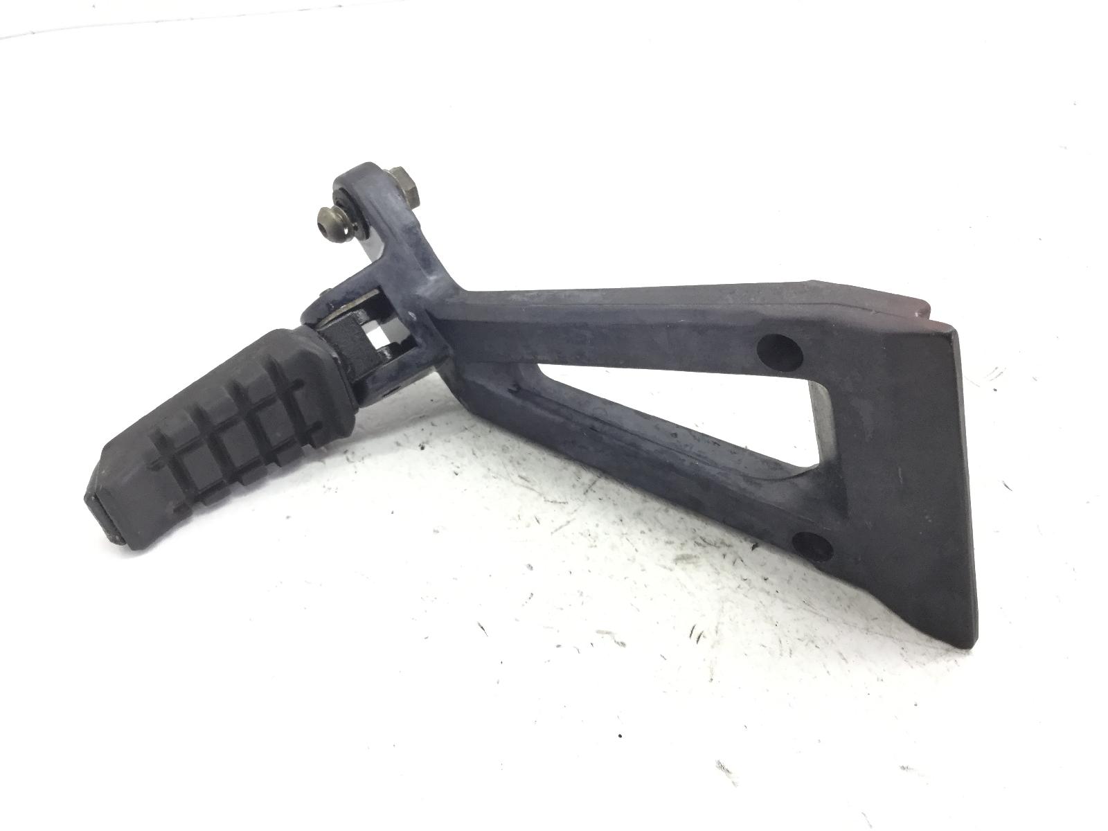 Cagiva river 600 pedana posteriore poggiapiede destra e supporto 1995 1999 3g