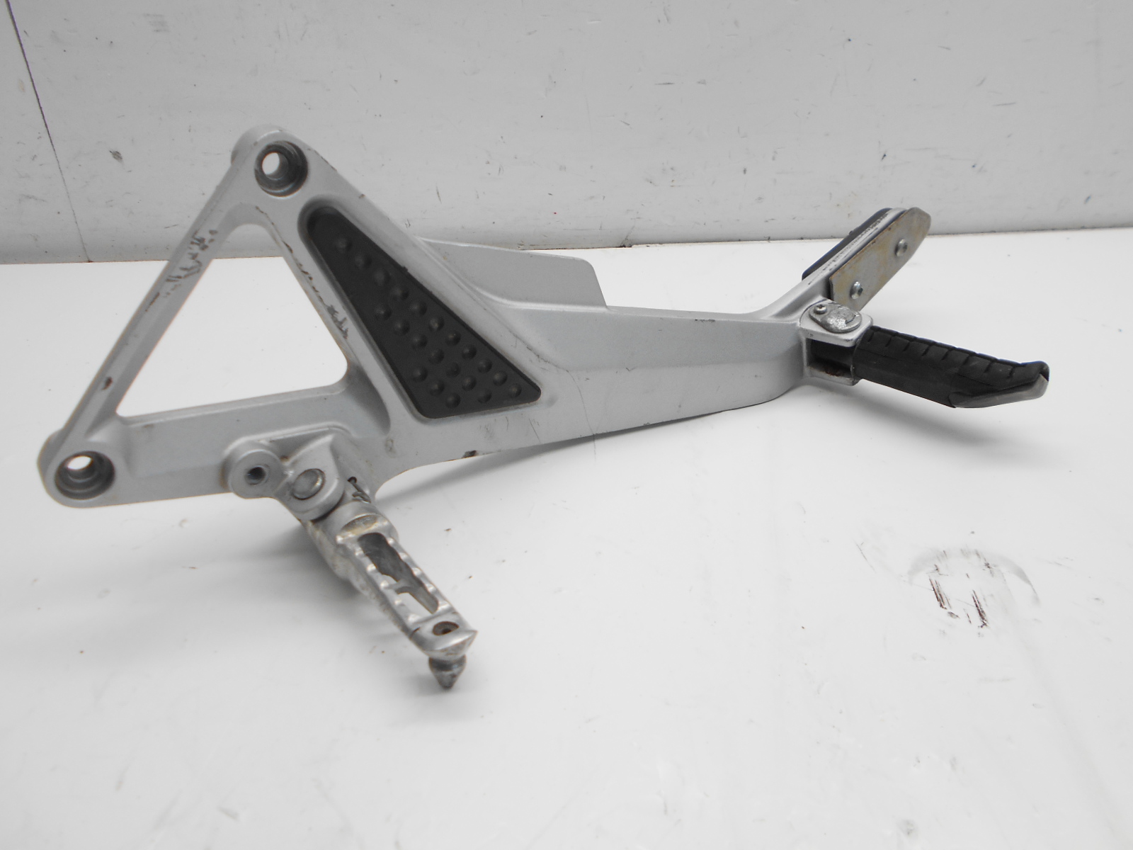 Honda hornet 600 pedane poggiapiedi sinistre + supporto 2003 2003 pc36a03f