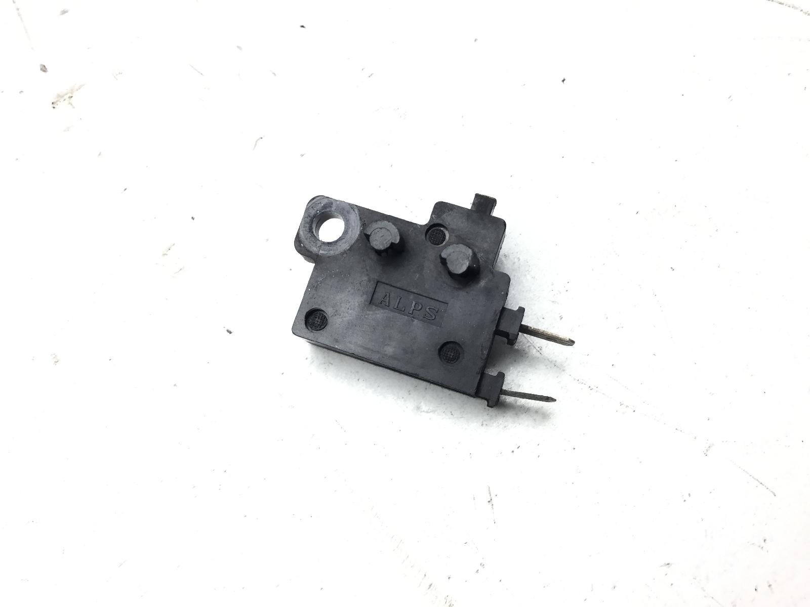 Honda hornet 600 sensore pulsante stop microstop freno anteriore 2003 2003 pc36a03f