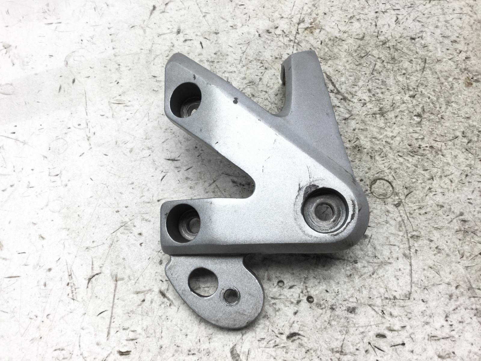 Honda hornet 600 staffa destra supporto freccia anteriore 2003 2003 pc36a03f