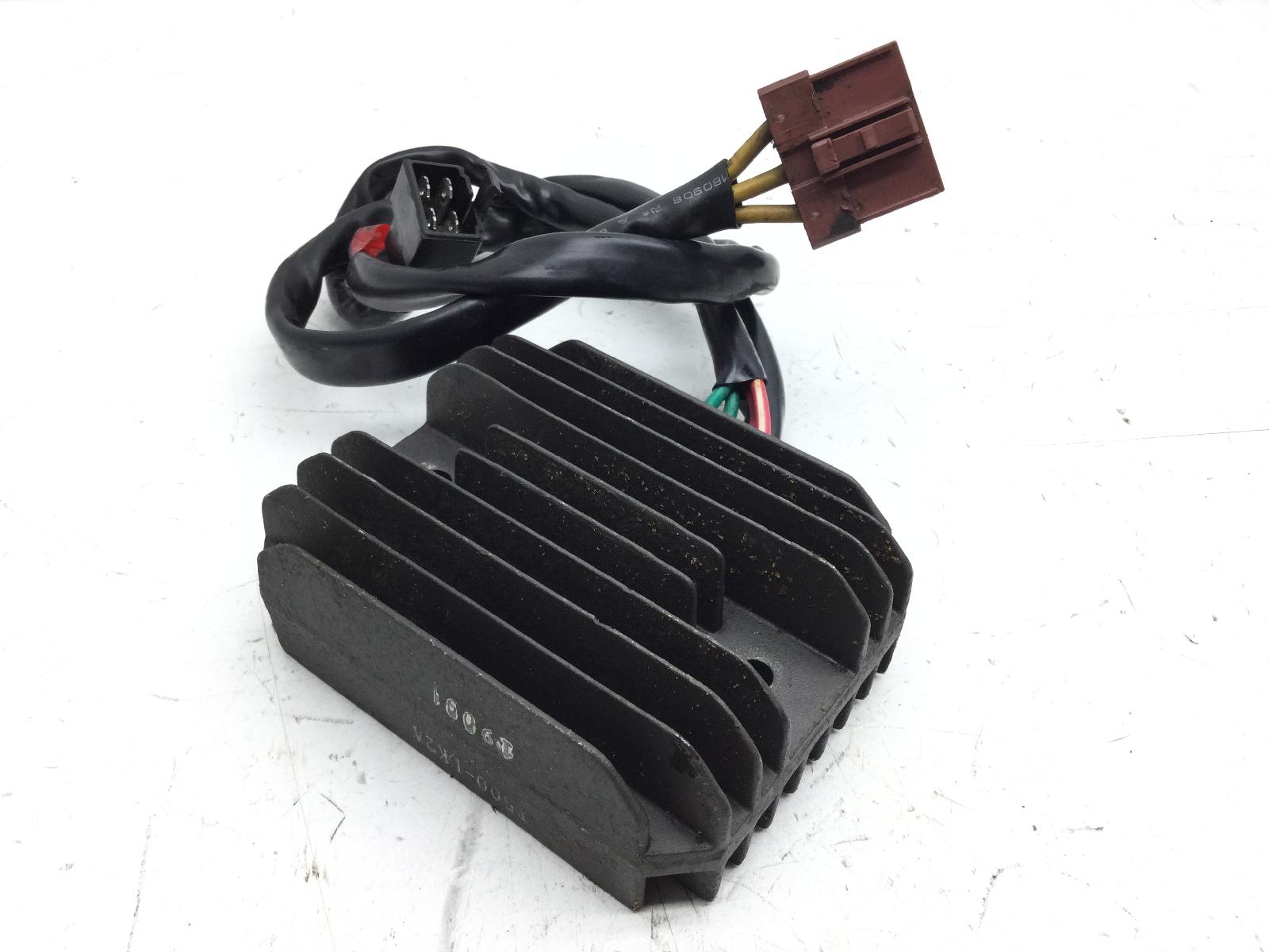 Aprilia scarabeo ie light 200 regolatore di tensione 2009 2009 rbh00