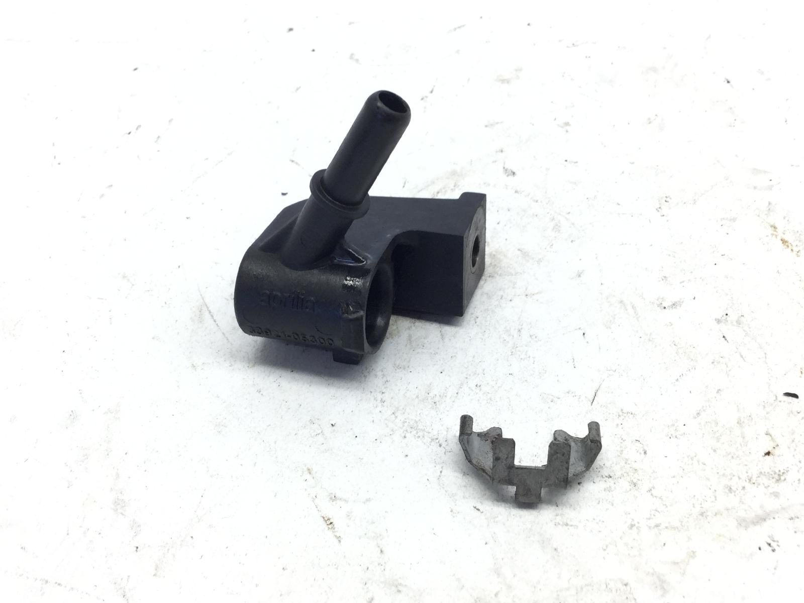 Aprilia scarabeo ie light 200 raccordo supporto iniettore benzina 2009 2009 rbh00
