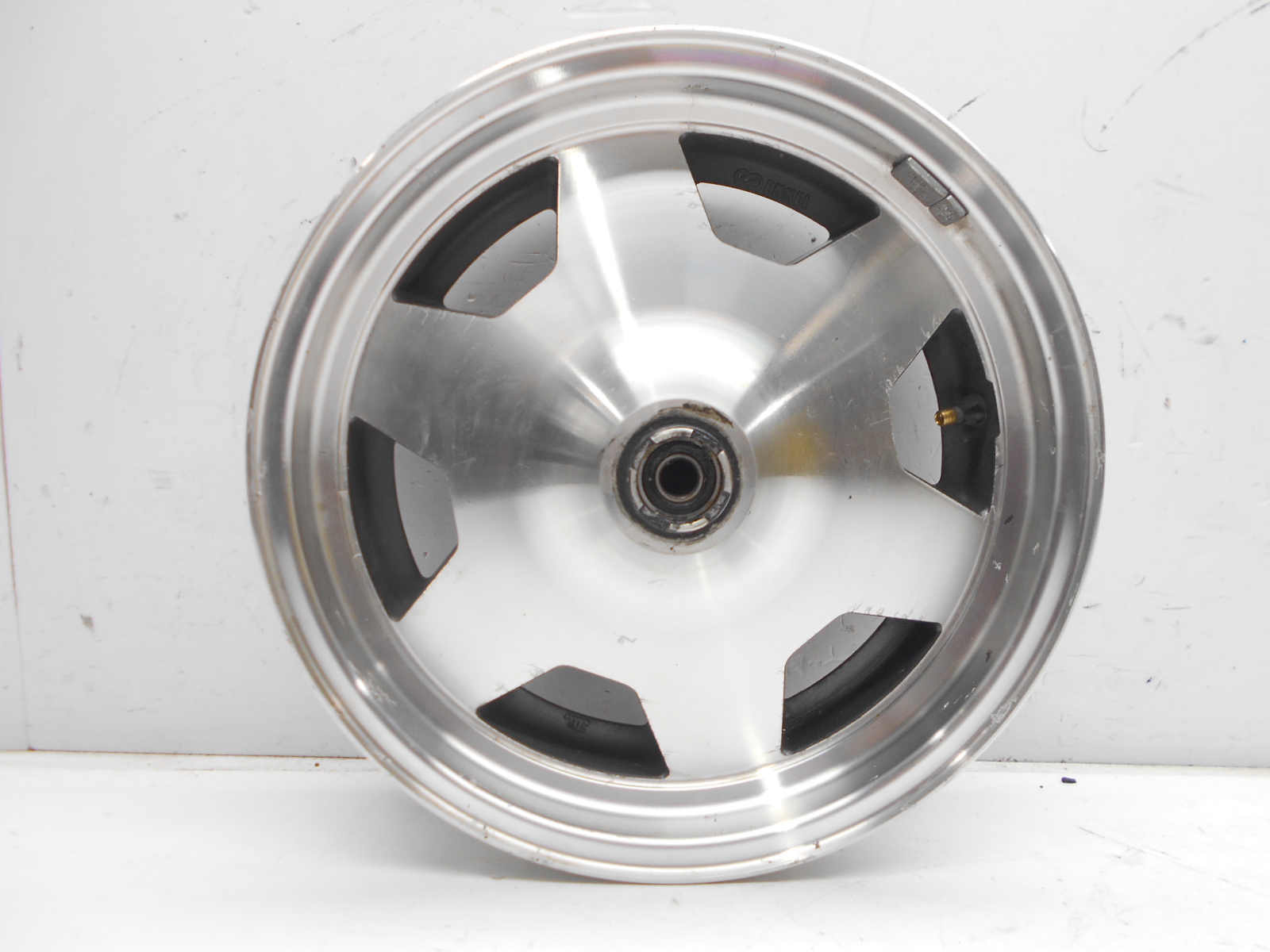 Suzuki burgman an 400 cerchio ruota anteriore 13 x 3 2001 2002 au111
