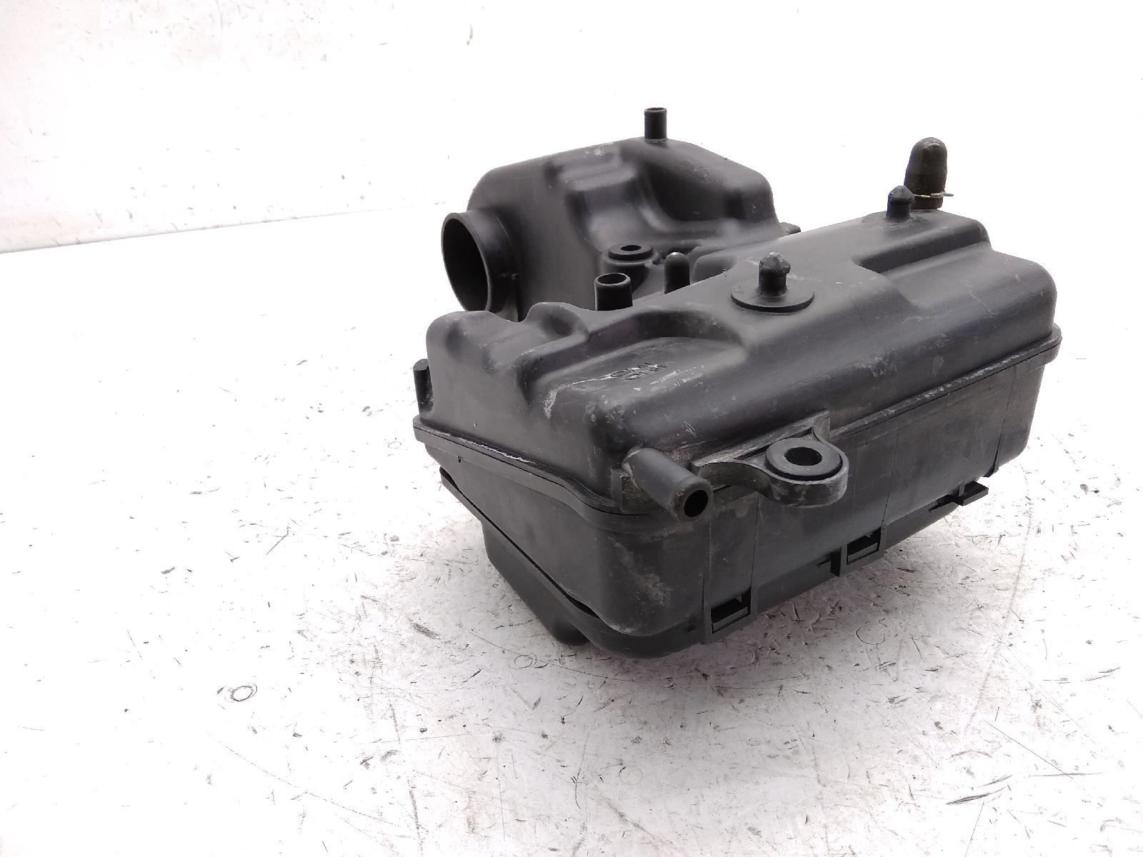 Suzuki burgman an 400 cassa scatla filtro aria - aletta rotta 2001 2002 au111