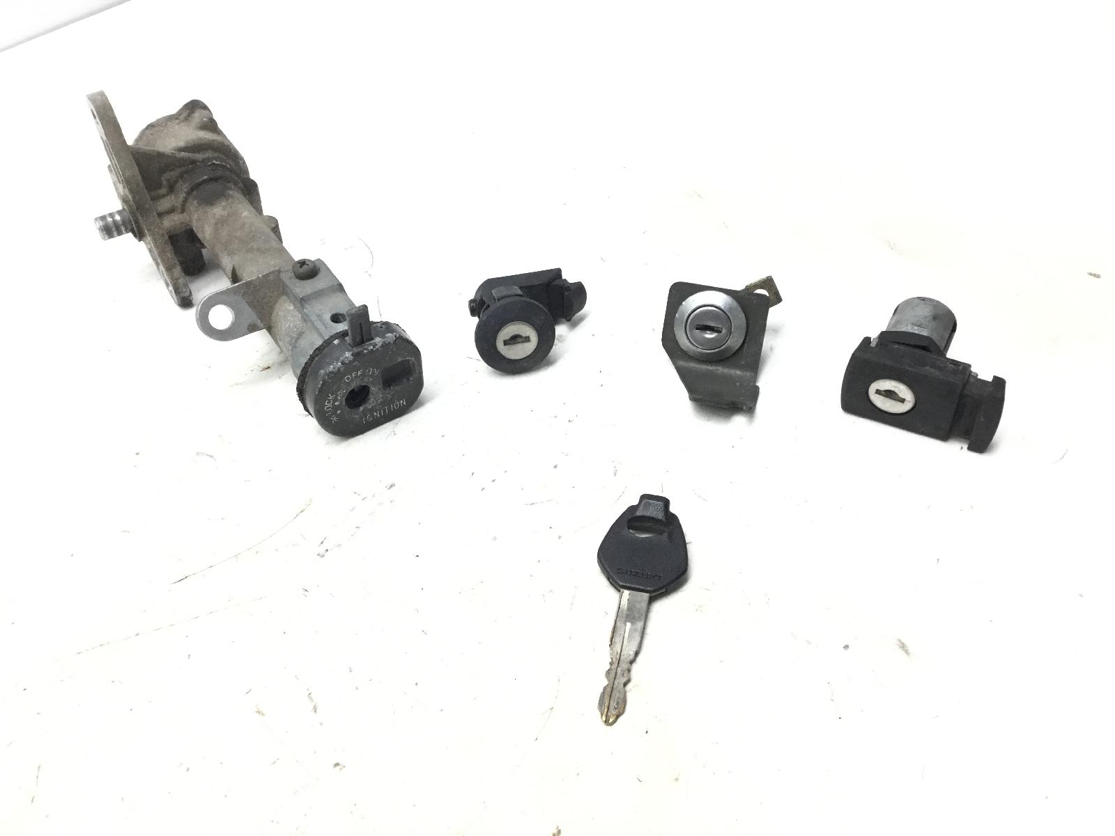 Suzuki burgman an 400 blocchetto accensione serrature e chiave 2001 2002 au111