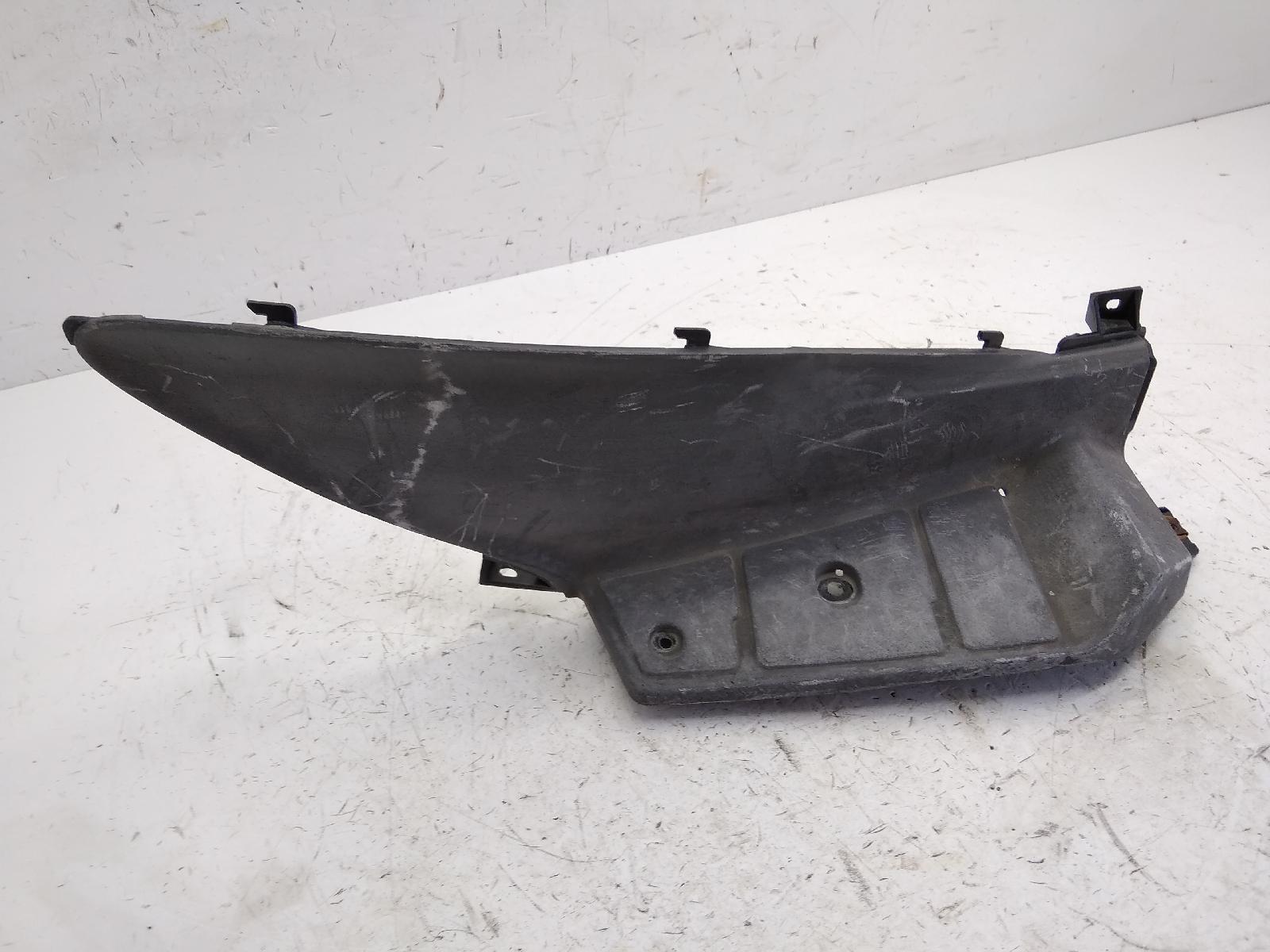 Suzuki burgman uh 200 carena pedana posteriore destra 2008 2008 cd111
