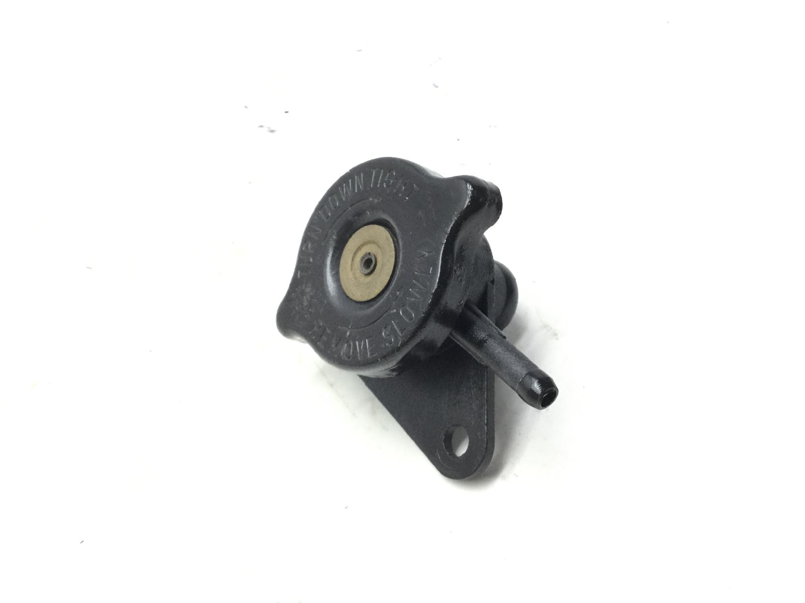 Suzuki burgman uh 200 tappo raccordo liquido radiatore 2008 2008 cd111