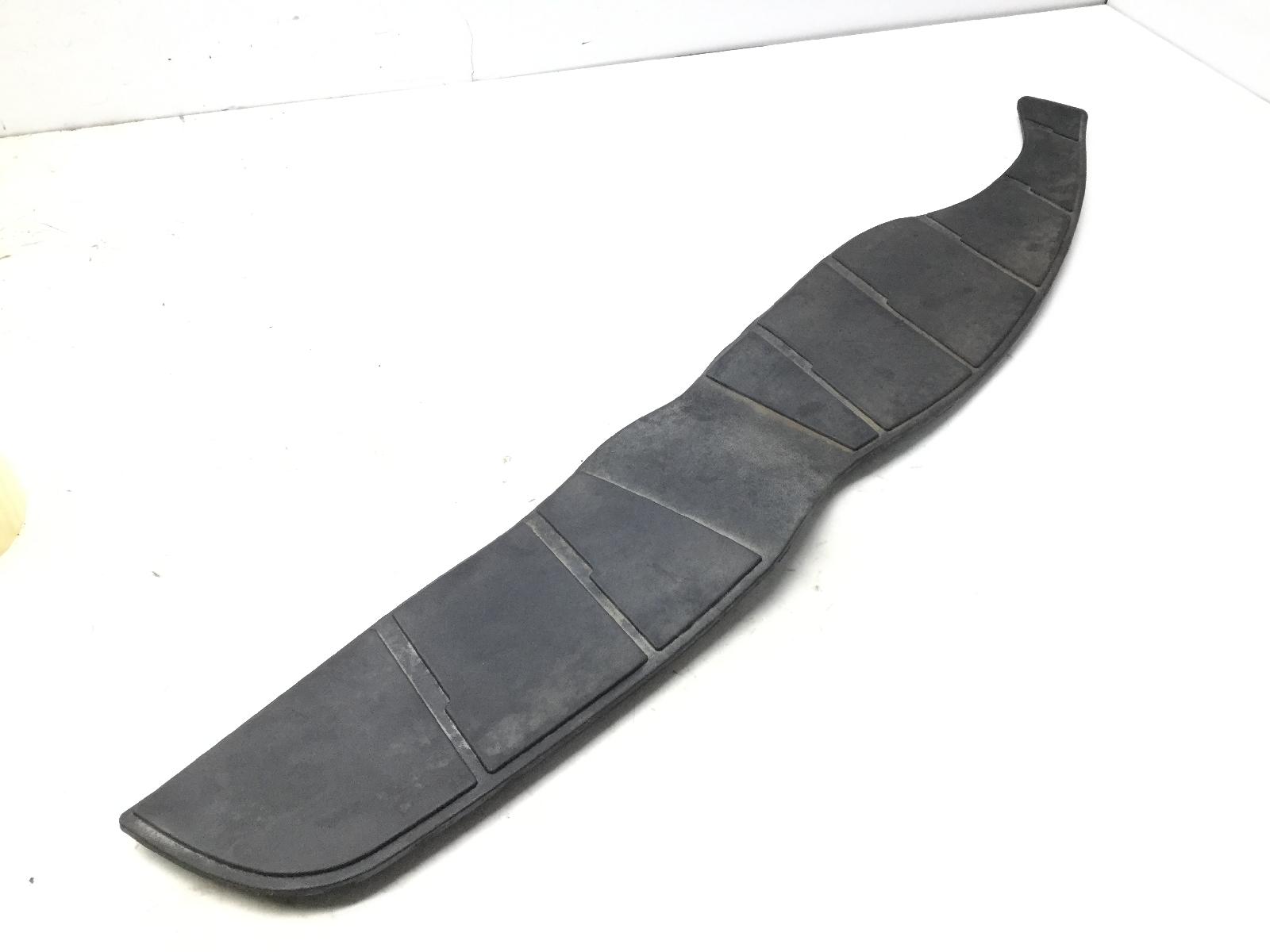 Suzuki burgman uh 200 tappetino destro pedana pavimento poggiapiedi 2008 2008 cd111