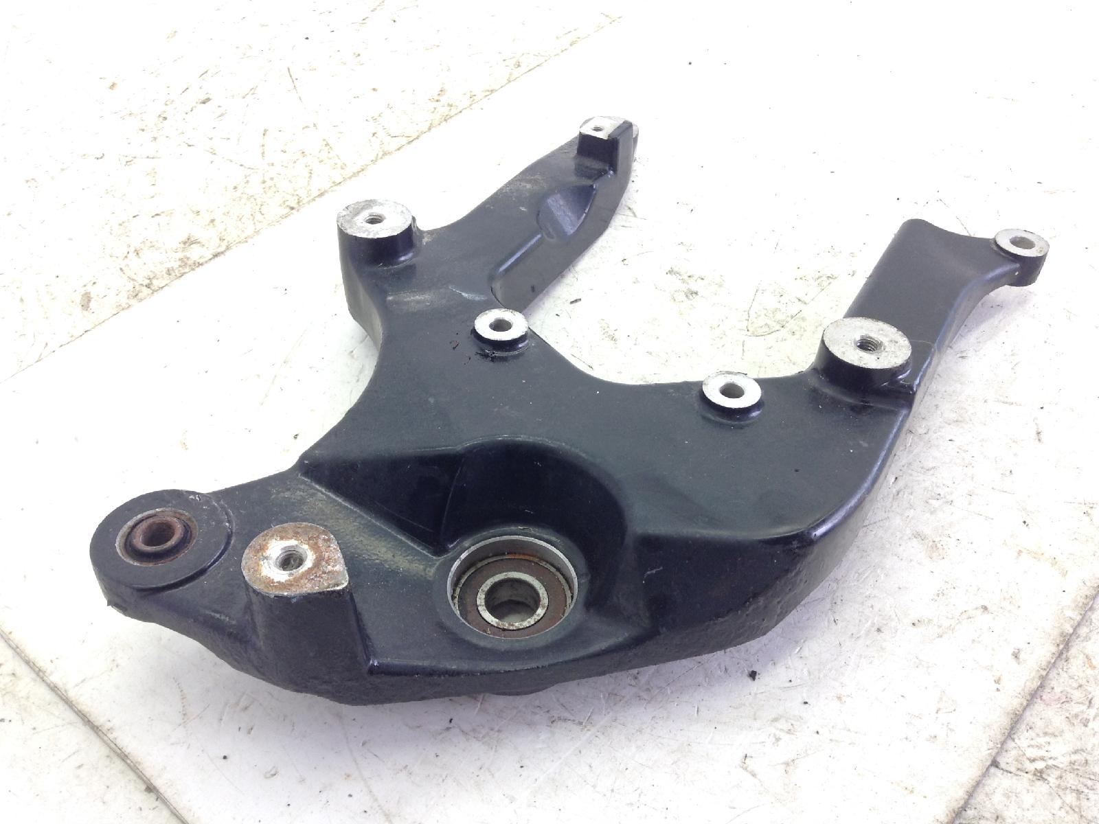 Suzuki burgman uh 200 staffa supporto scarico marmitta 2008 2008 cd111
