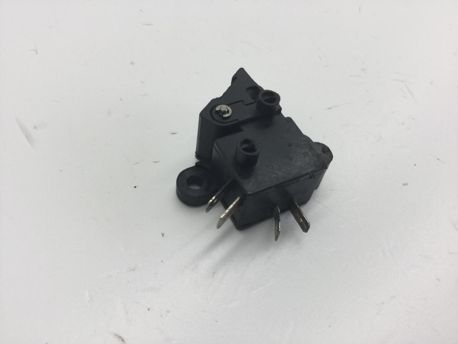 Honda sh 300 sensore interruttore stop pompa freno posteriore 2007 2007 zdcnf02a07f