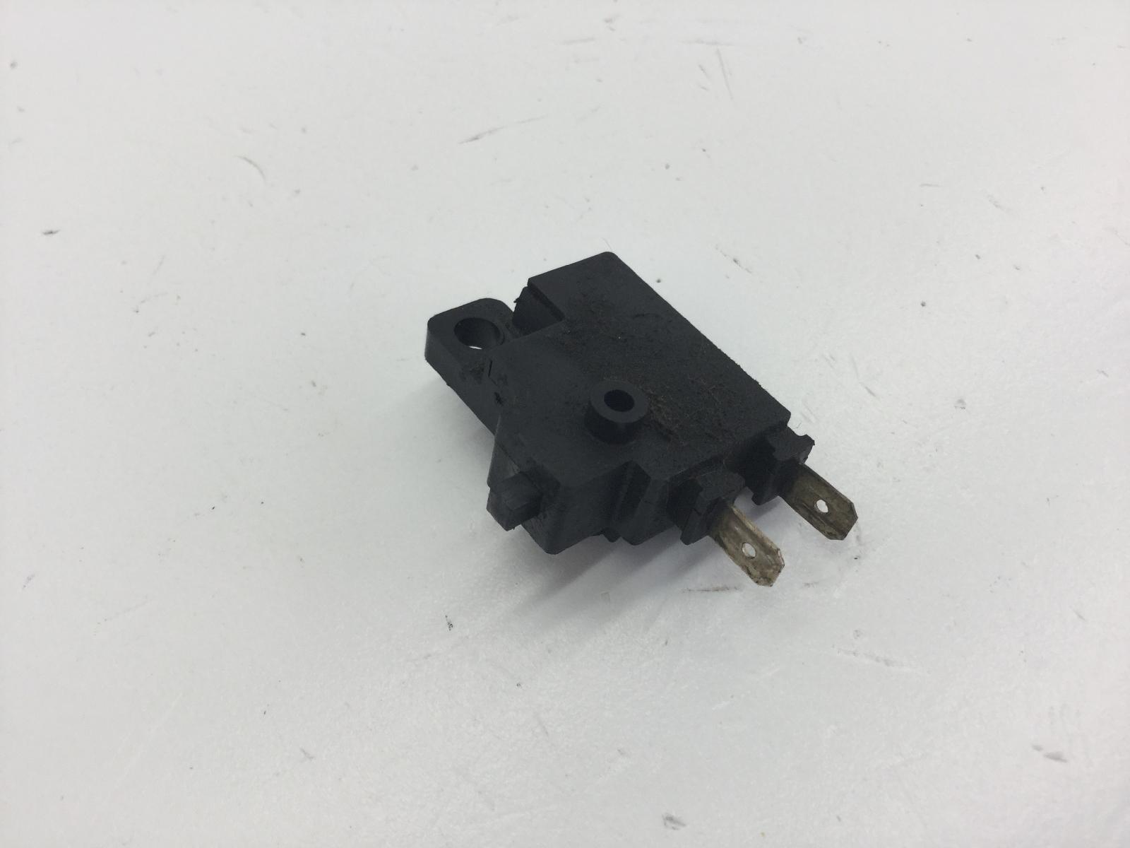 Honda sh 300 sensore interruttore stop pompa freno anteriore 2007 2007 zdcnf02a07f
