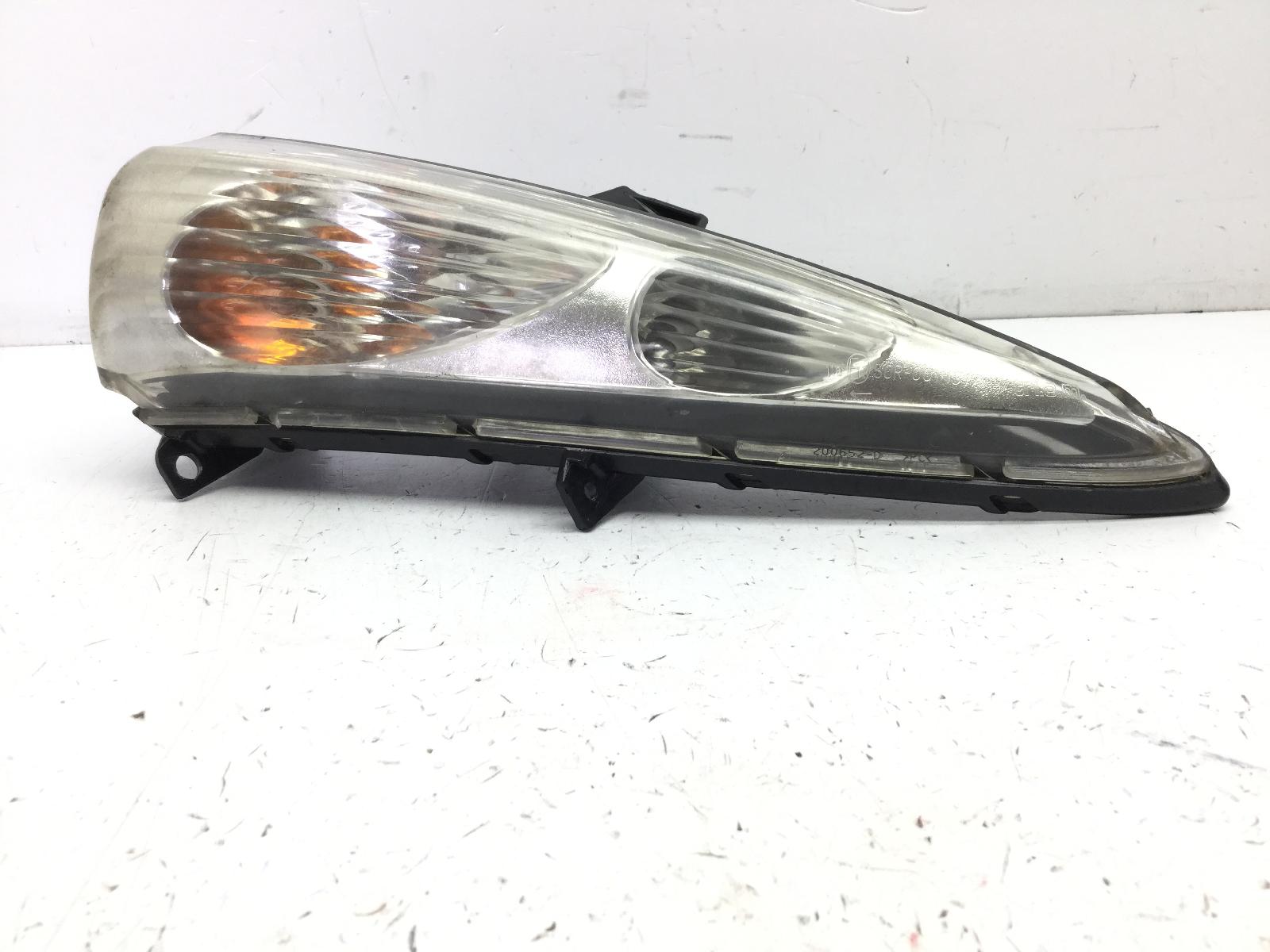 Honda sh 300 freccia destra anteriore con attacco rotto 2007 2007 zdcnf02a09f