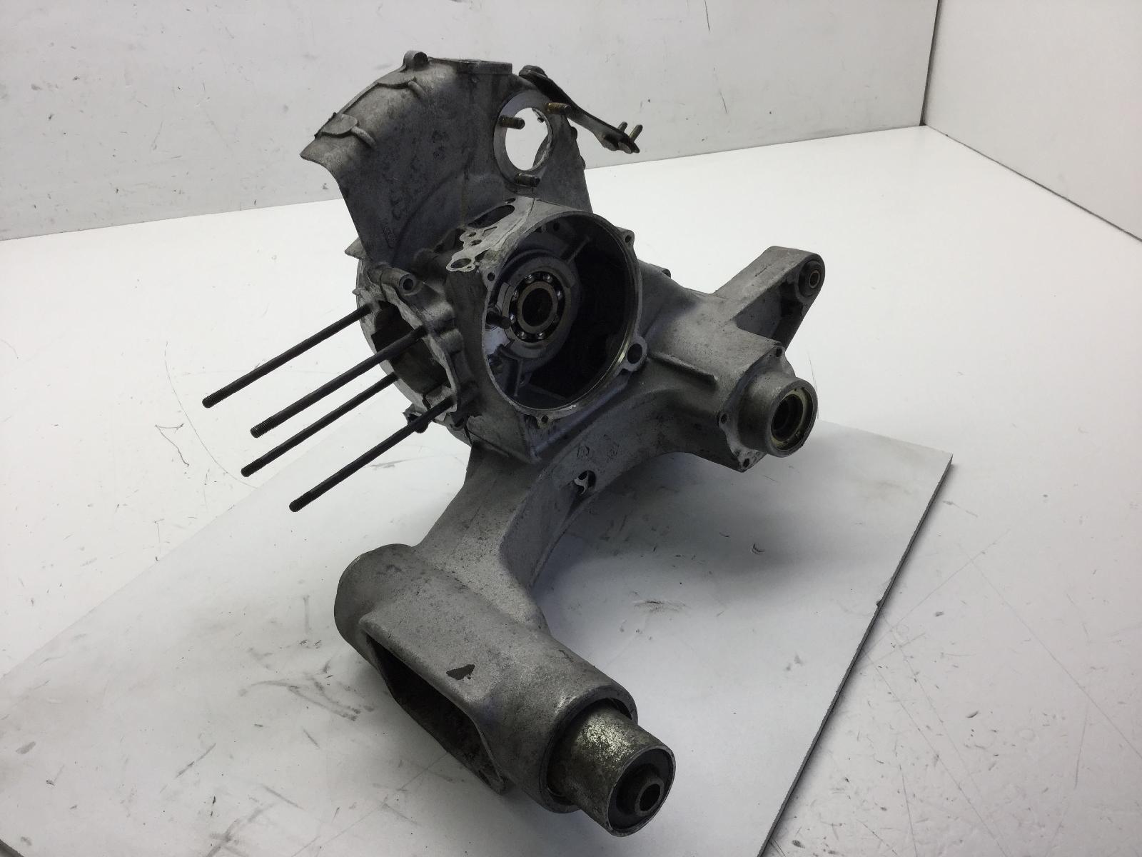 Piaggio cosa l 150 coppia carter motore + selettore cambio mod motore: vlr1m 1988 1991 vlr1