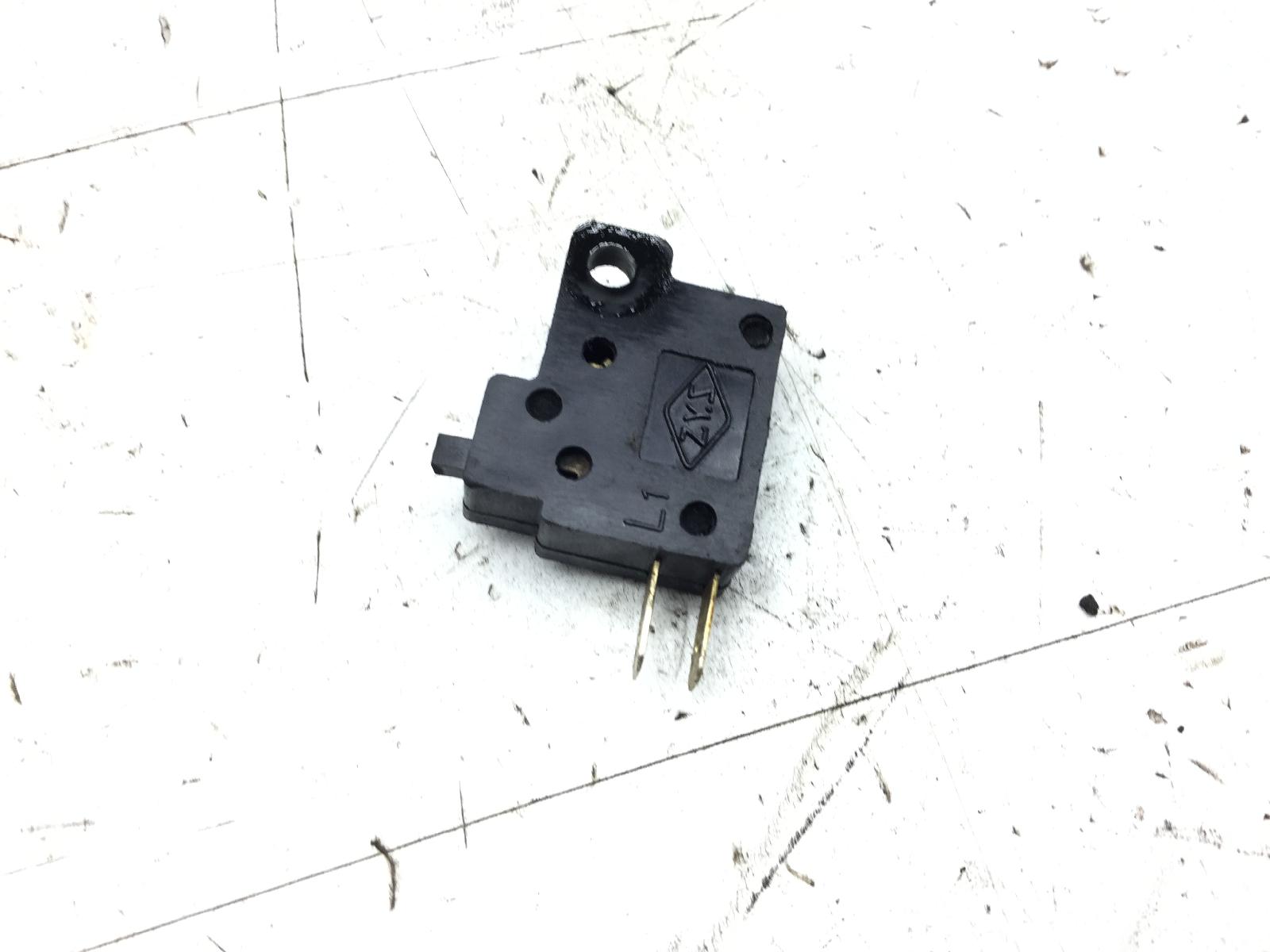 Kymco people s dd 125 sensore pulsante stop microstop freno posteriore 2007 2008 d10000