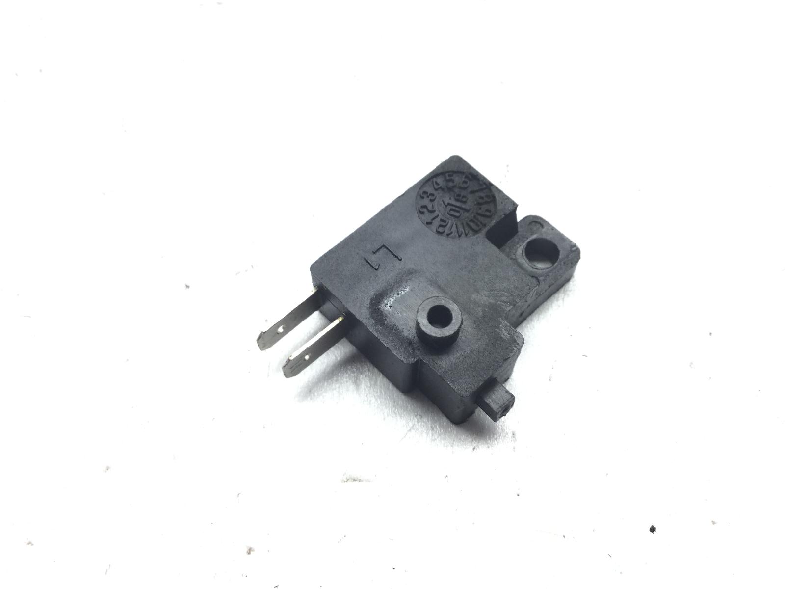 Kymco people s dd 125 sensore microstop pompa freno posteriore sinistra 2007 2008 d10000