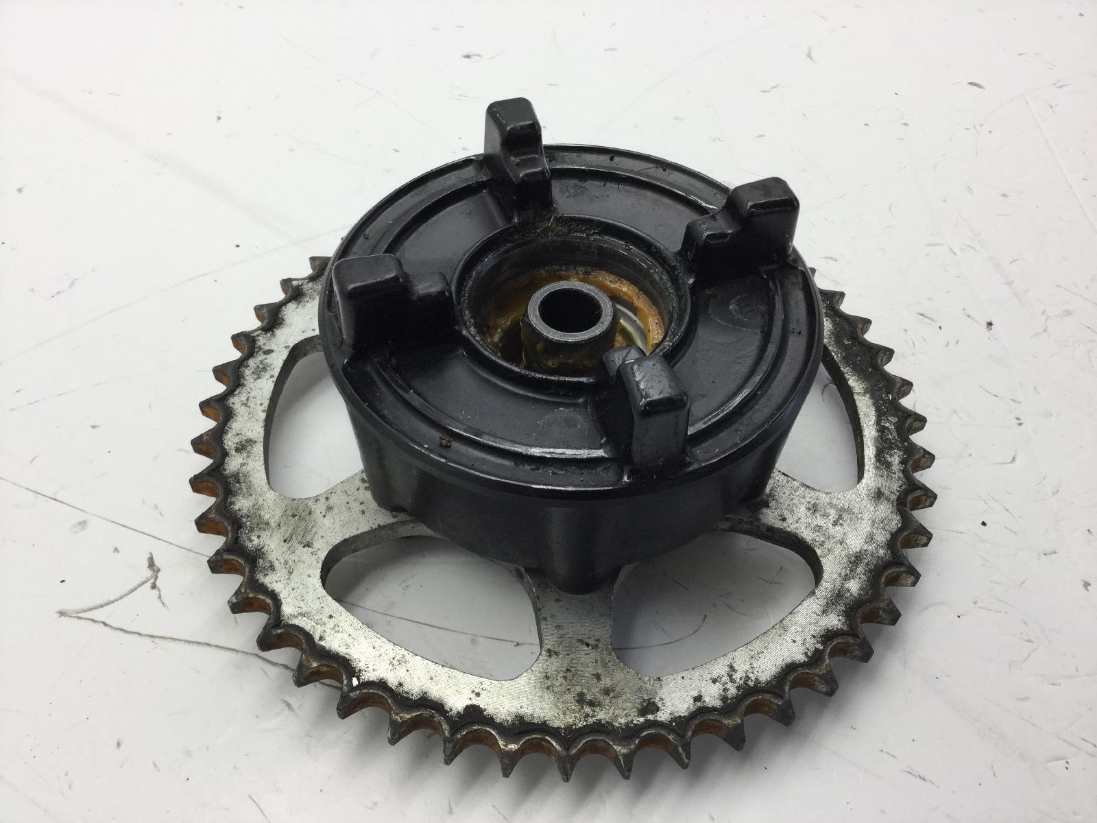Yamaha yzf-r 125 coperchio mozzo corona ruota posteriore 2008 2011 re061