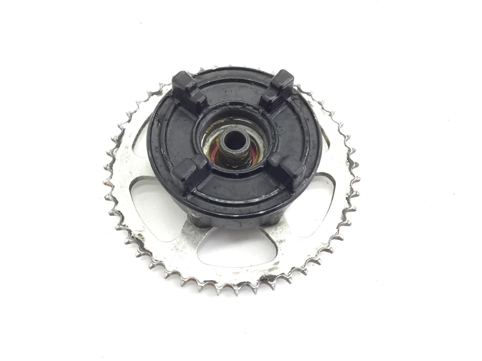 Yamaha yzf-r 125 mozzo parastrappi ruota posteriore - corona non garantita 2008 2011 re061