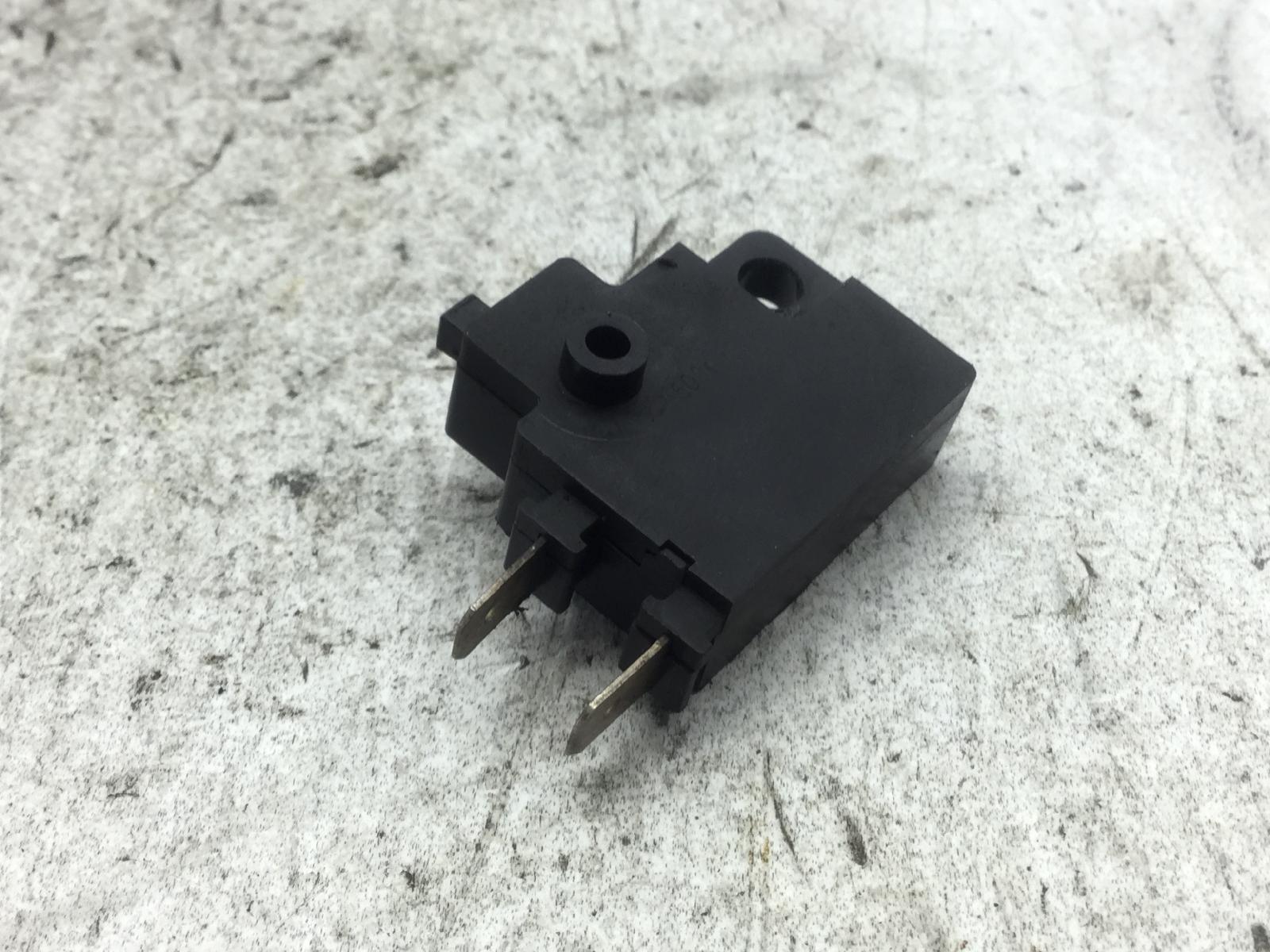 Honda forza 250 sensore stop microstop freno anteriore destro 2005 2007 jh2mf08a05k