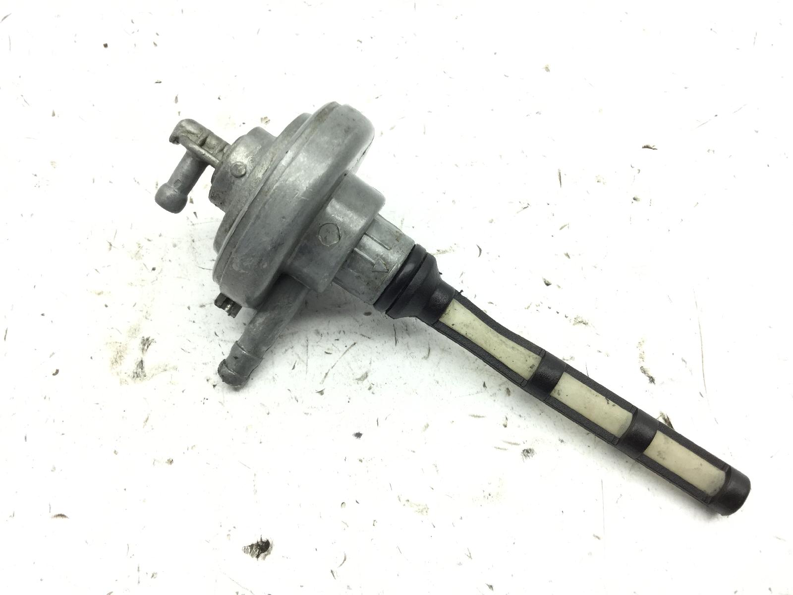 Piaggio liberty 125 rubinetto serbatoio carburante benzina 2006 2007 m38100