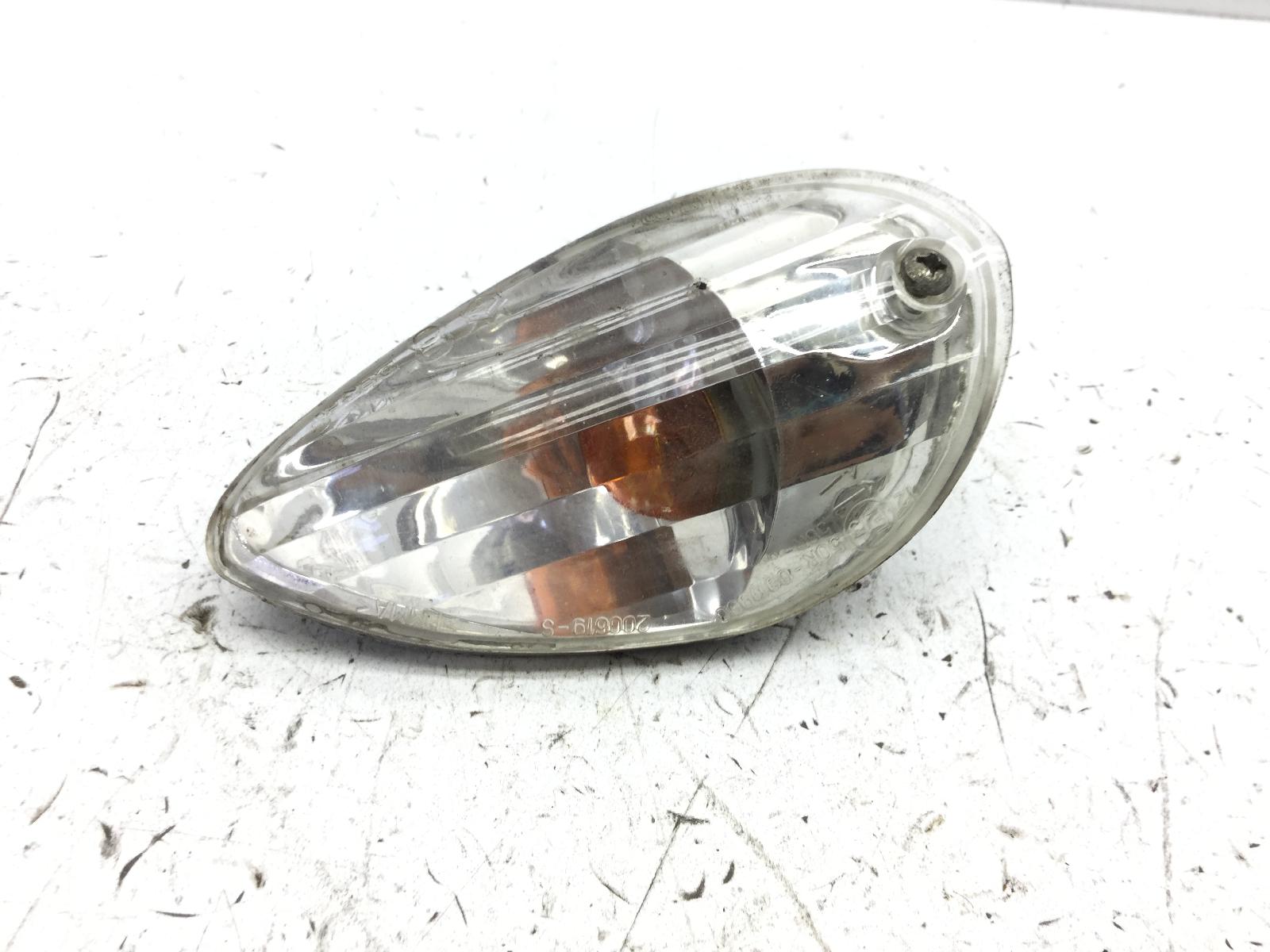 Piaggio liberty 125 freccia sinistra posteriore con attacco rotto 2006 2007 m38100