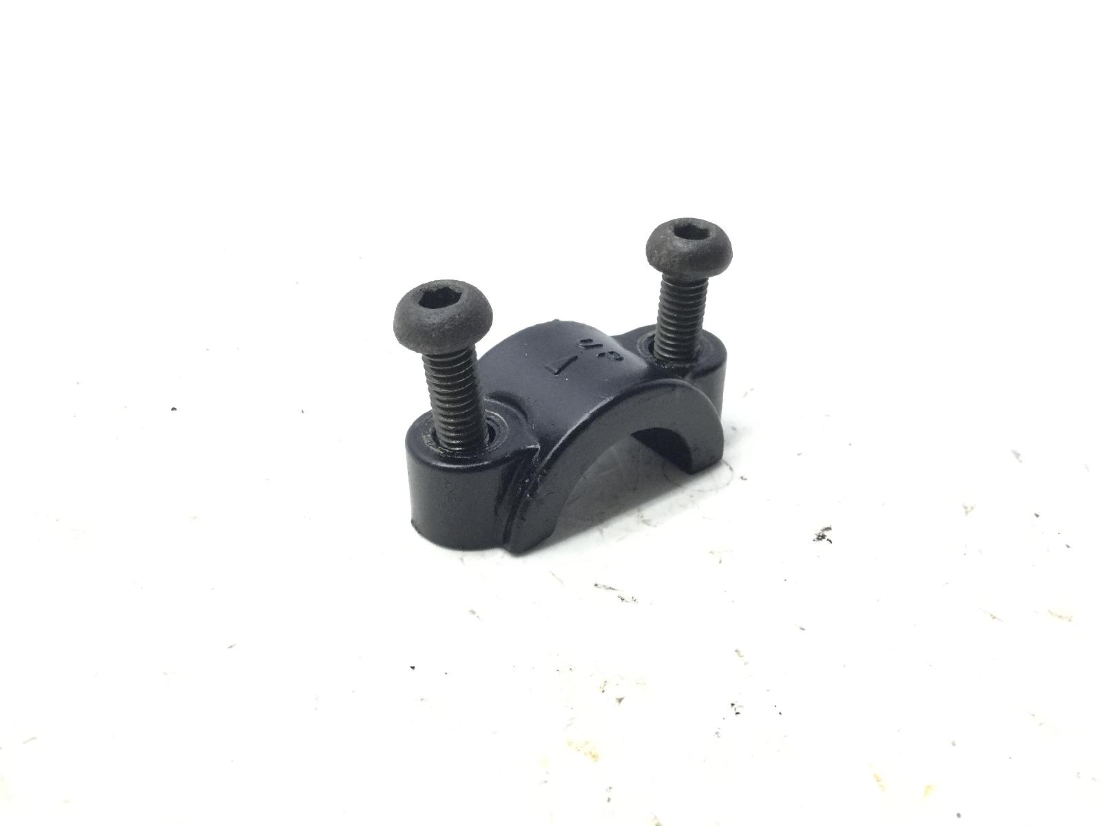 Piaggio liberty 125 cavallotto pompa freno anteriore destra 2006 2007 m38100