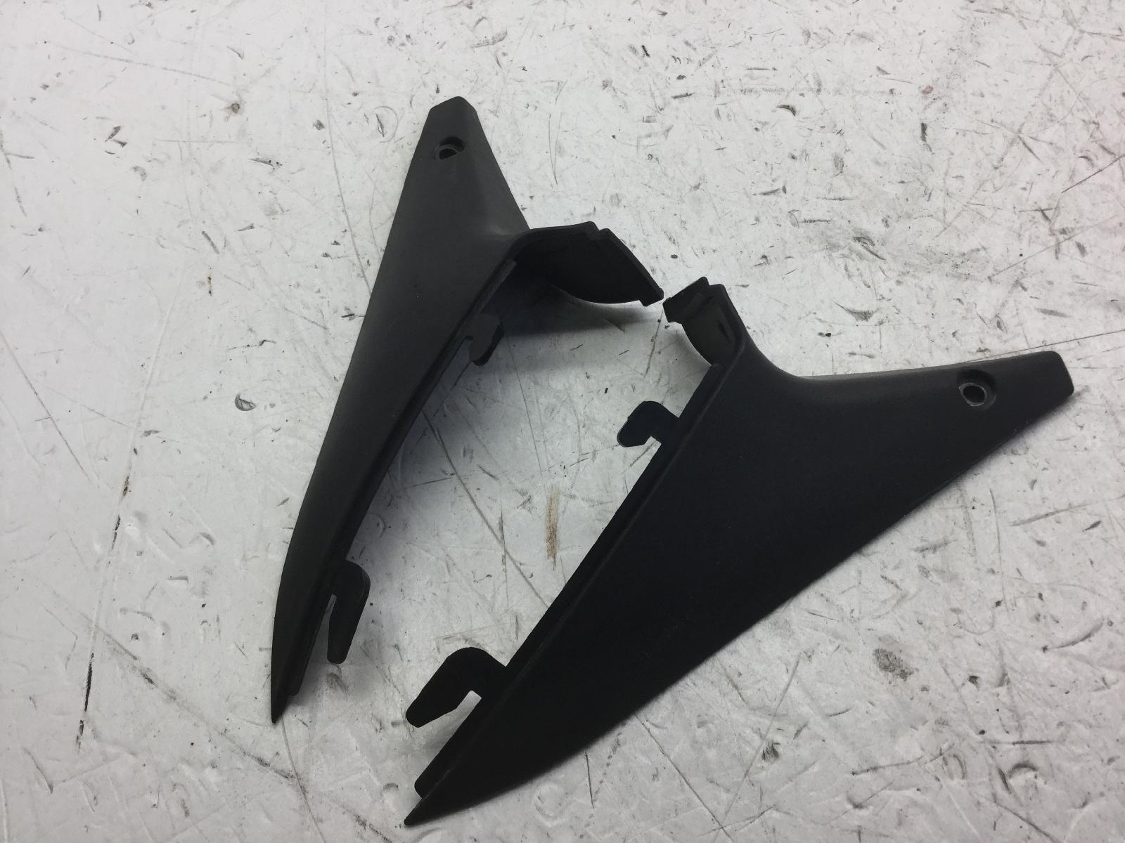 Aprilia atlantic 200 coppia coperchi specchi 2003 2005 spa