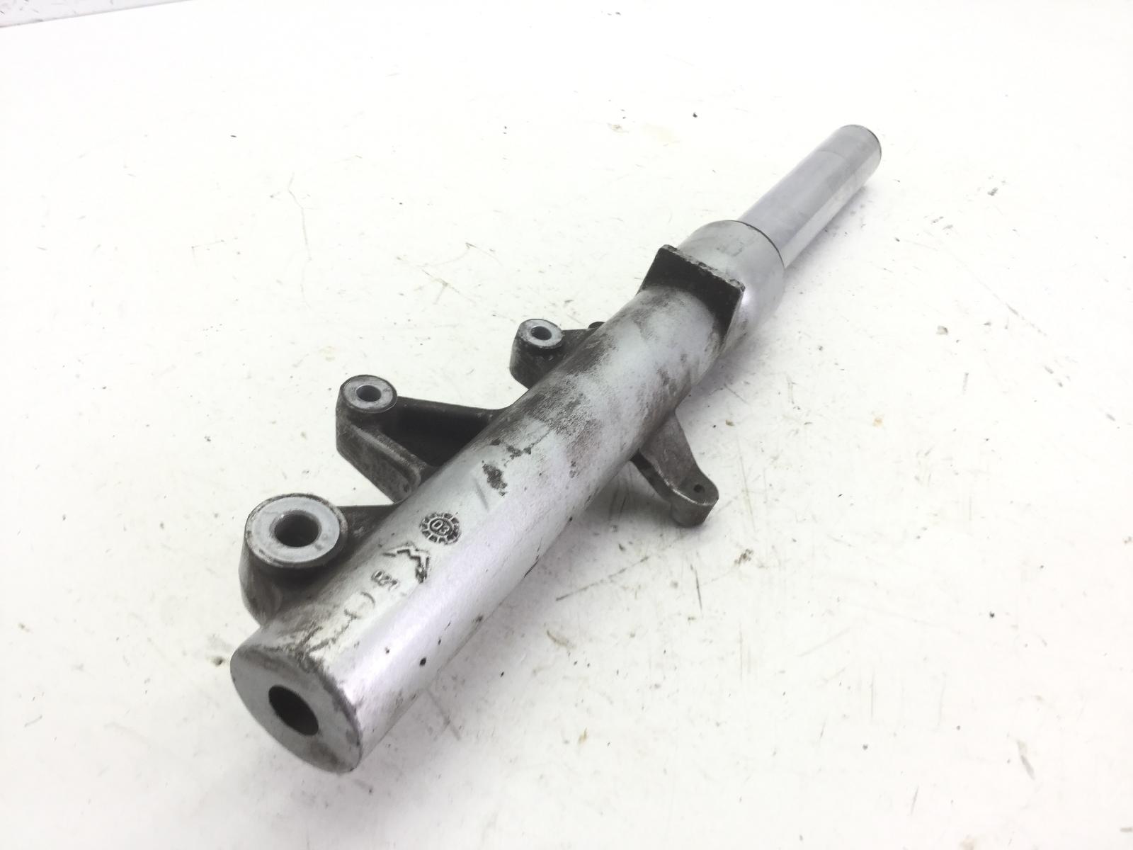 Aprilia atlantic 200 fodero e stelo forcella sx - punti su parte alta stelo 2003 2005 spa02
