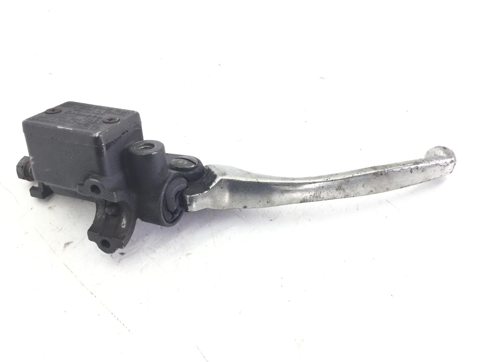 Piaggio vespa et4 150 pompa freno anteriore destra con leva e gommino rotto 1999 2002 m1900