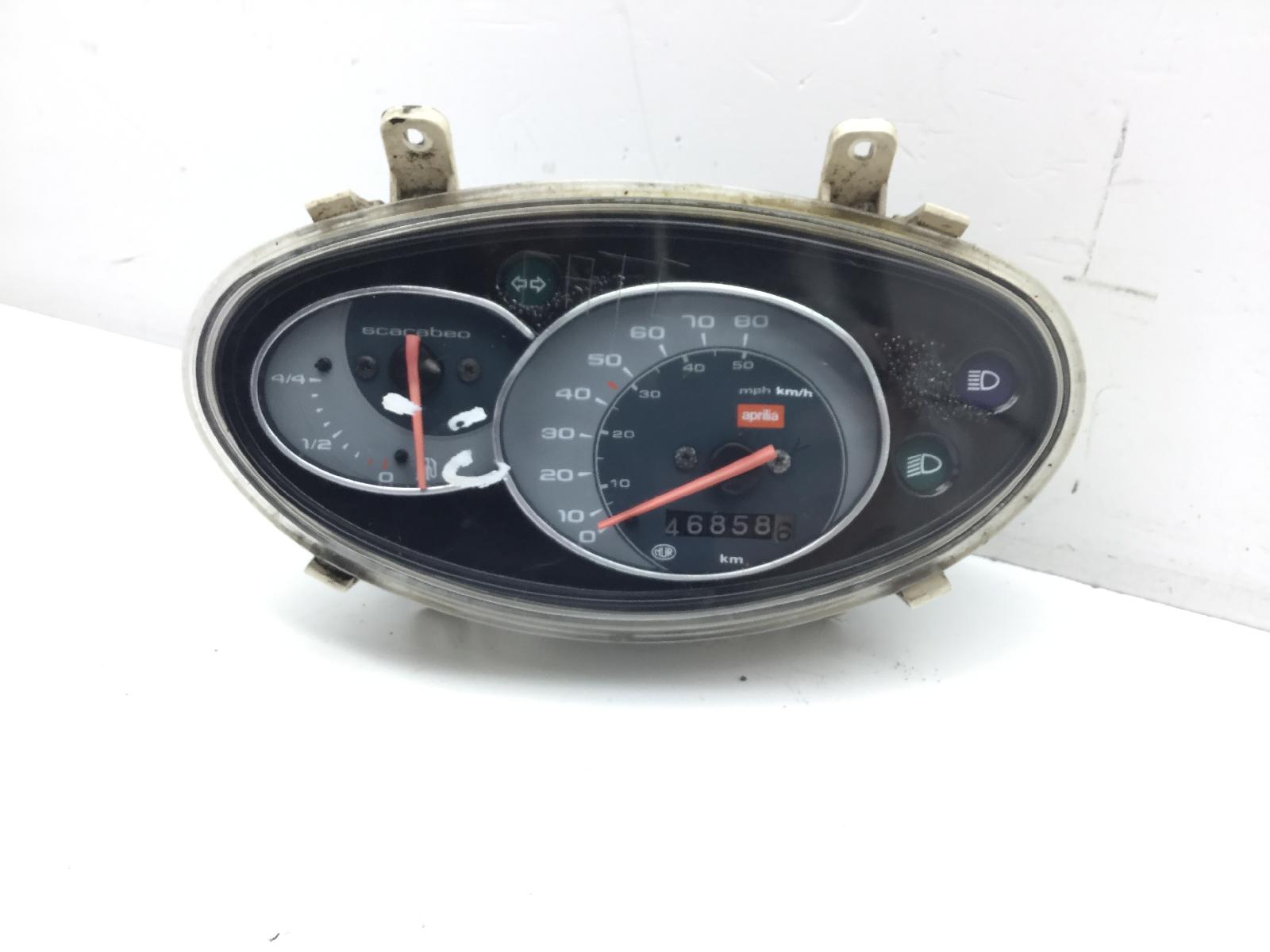 Aprilia scarabeo 4t 50 strumentazione contachilometri con difetti calore 2006 2009 tga00