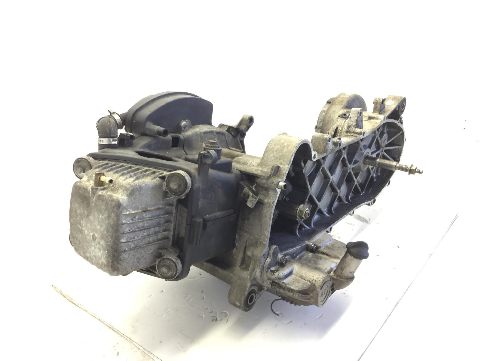 Aprilia scarabeo 4t 50 blocco motore engine mod: c376m 2006 2009 tgb00