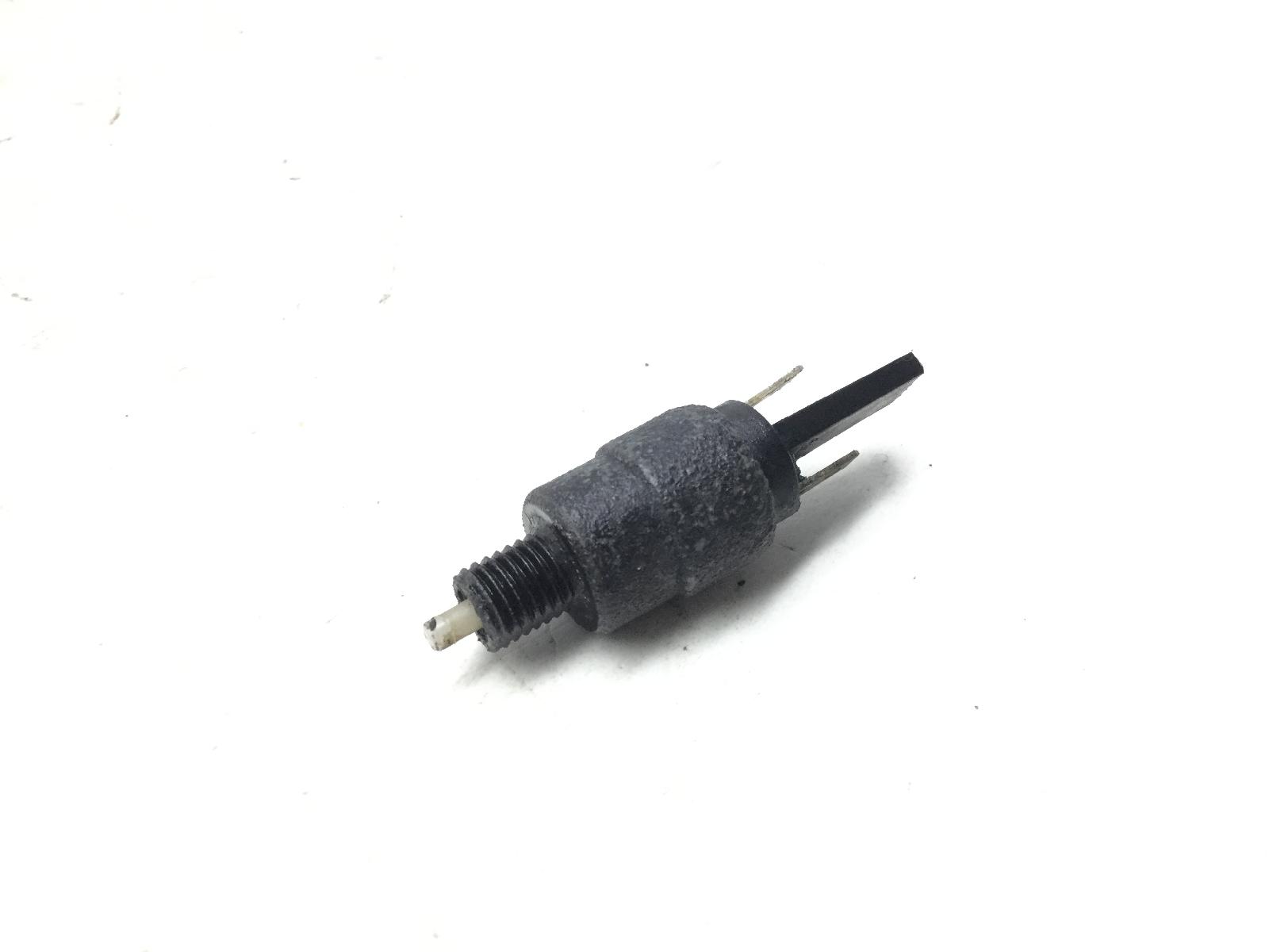 Aprilia scarabeo 4t 50 sensore stop microstop freno anteriore destro 2006 2009 tgb00