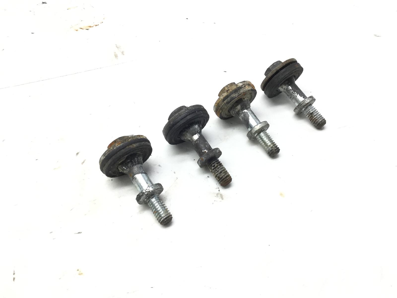 Aprilia scarabeo 4t 50 kit 4 viti carter coperchio testa testata 2006 2009 tgb00