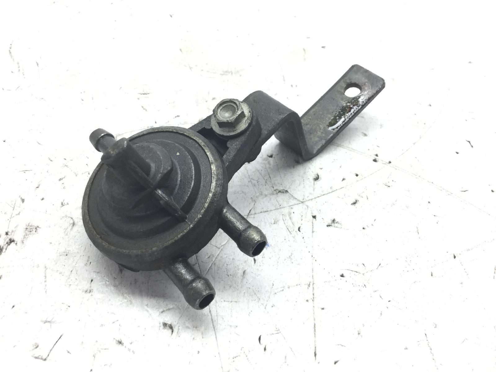 Aprilia scarabeo 4t 50 rubinetto serbatoio benzina carburante con staffa 2002 2006 tg000