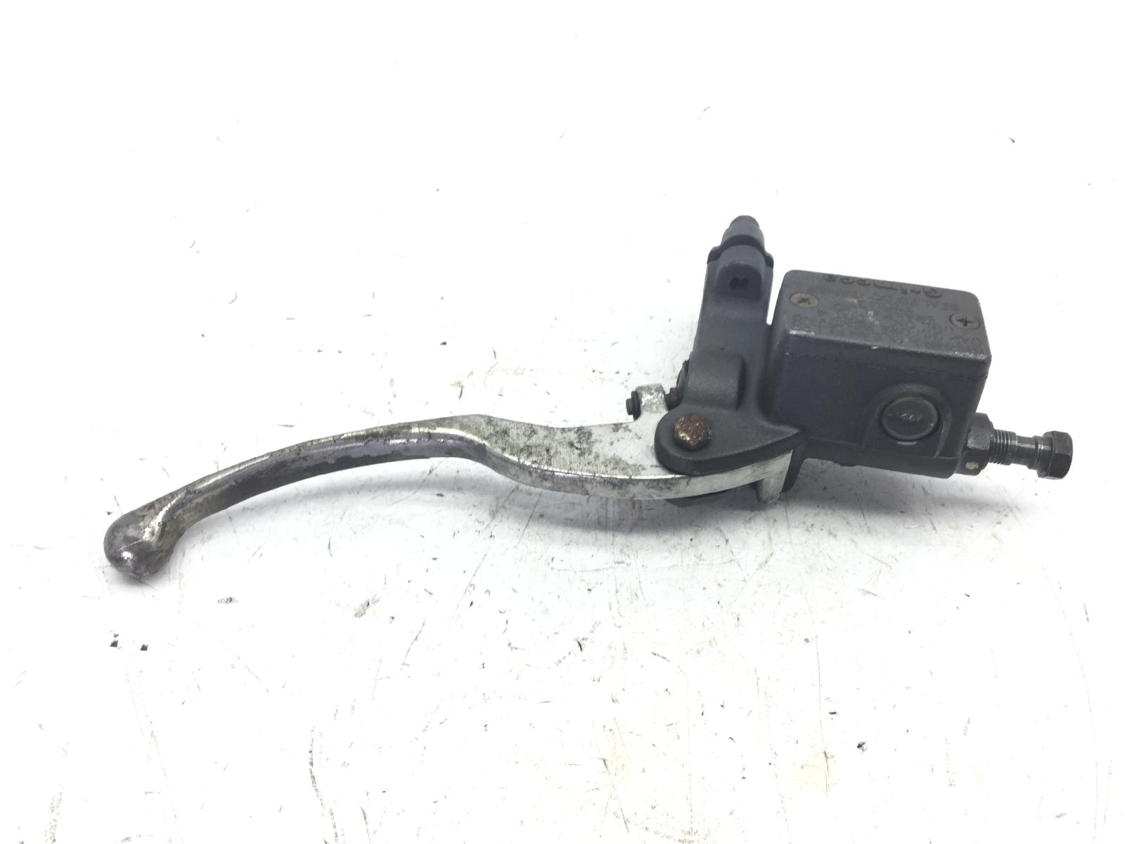 Aprilia scarabeo 4t 50 pompa freno anteriore destra con difetti 2002 2006 tg000