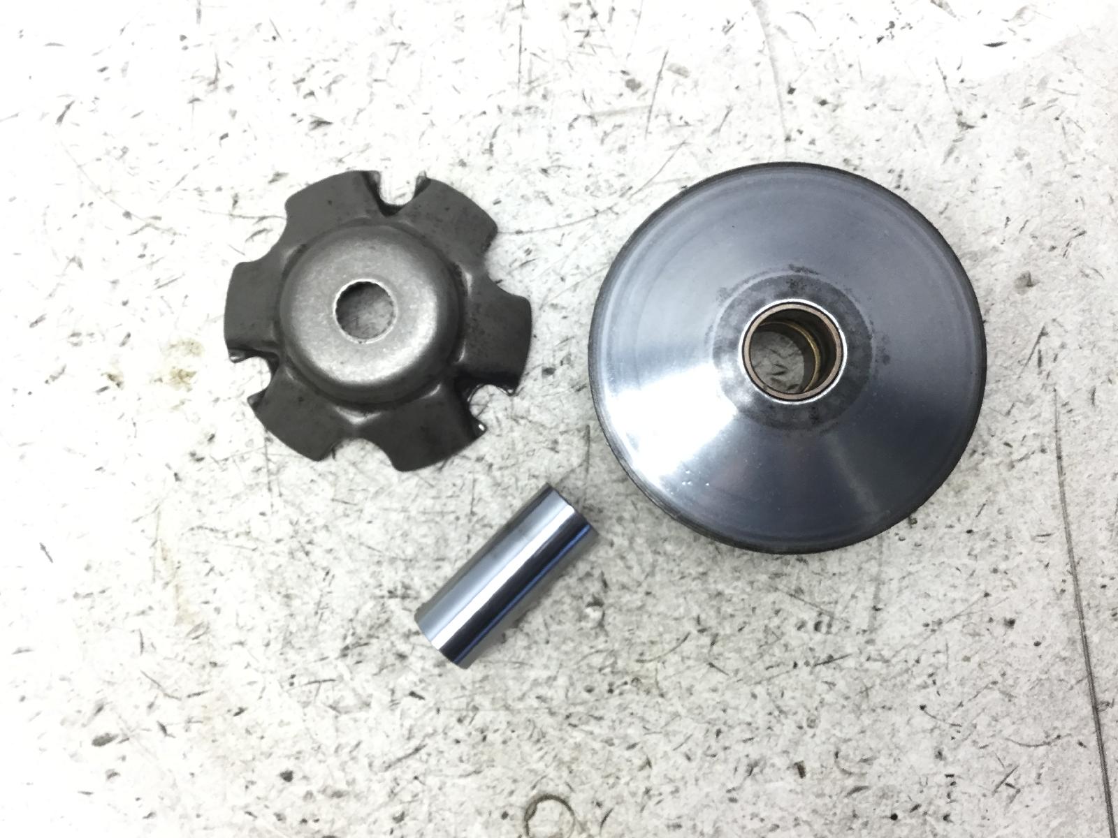 Aprilia scarabeo 4t 50 puleggia mobile variatore no pattini no rulli 2002 2006 tg000