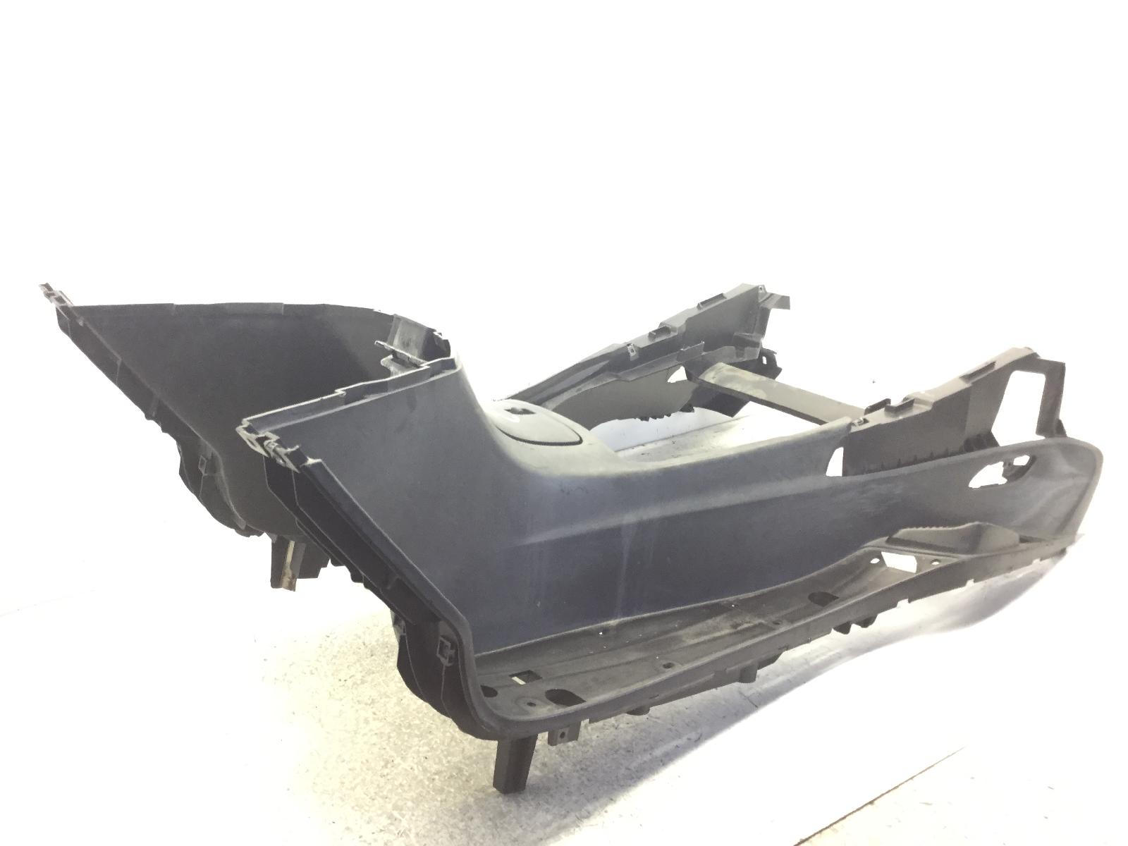 Yamaha majesty yp 250 carena pedana pavimento poggiapiedi - rotture 2000 2001 sg041