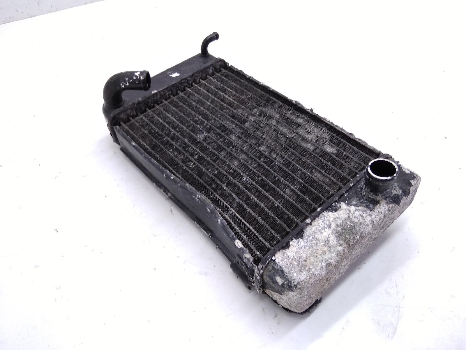 Honda transalp xl v 650 radiatore con ammaccatura 2002 2002 rd10a01f