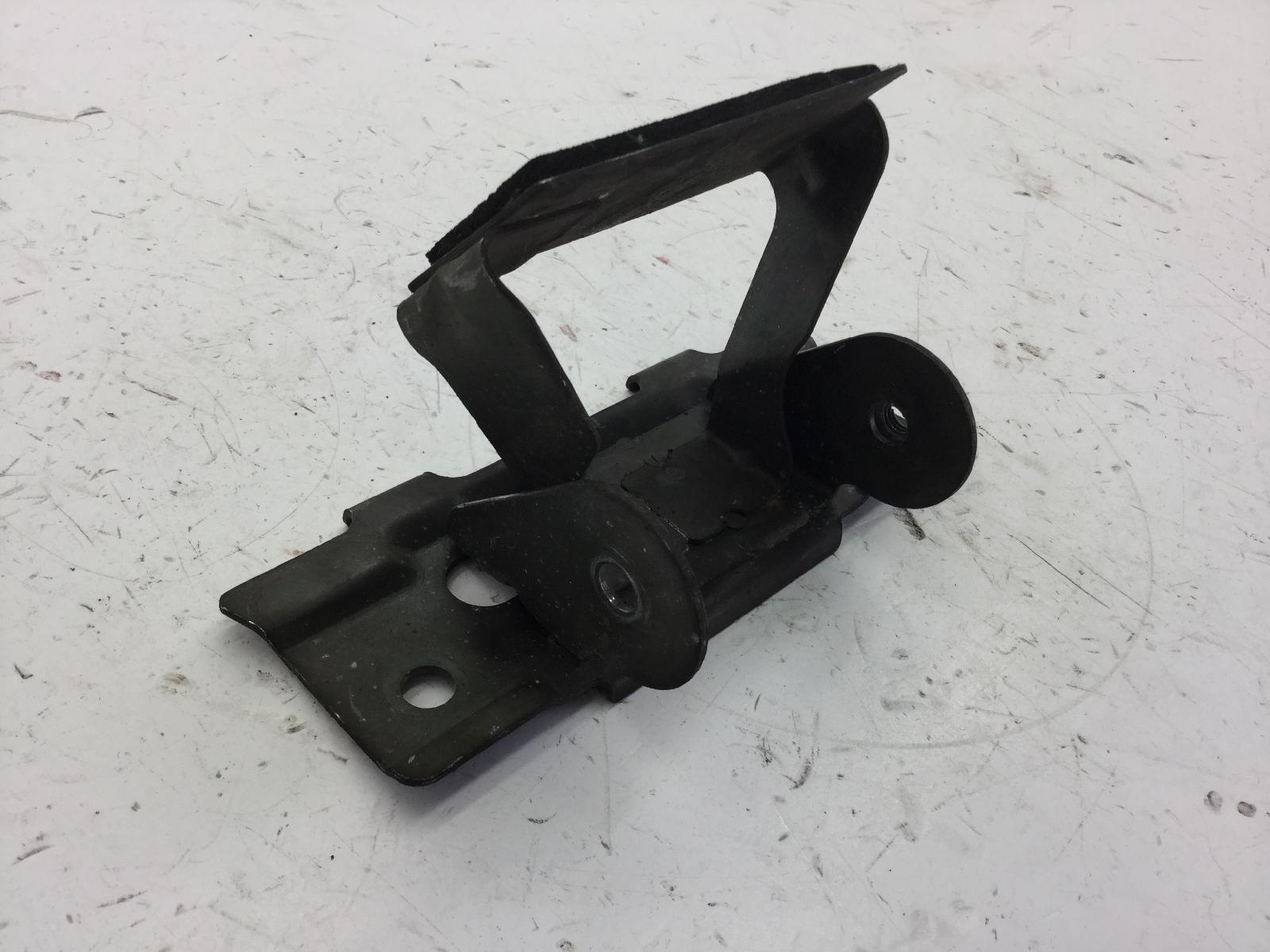 Suzuki sv s 650 staffa supporto serbatoio benzina 1999 2002 av111