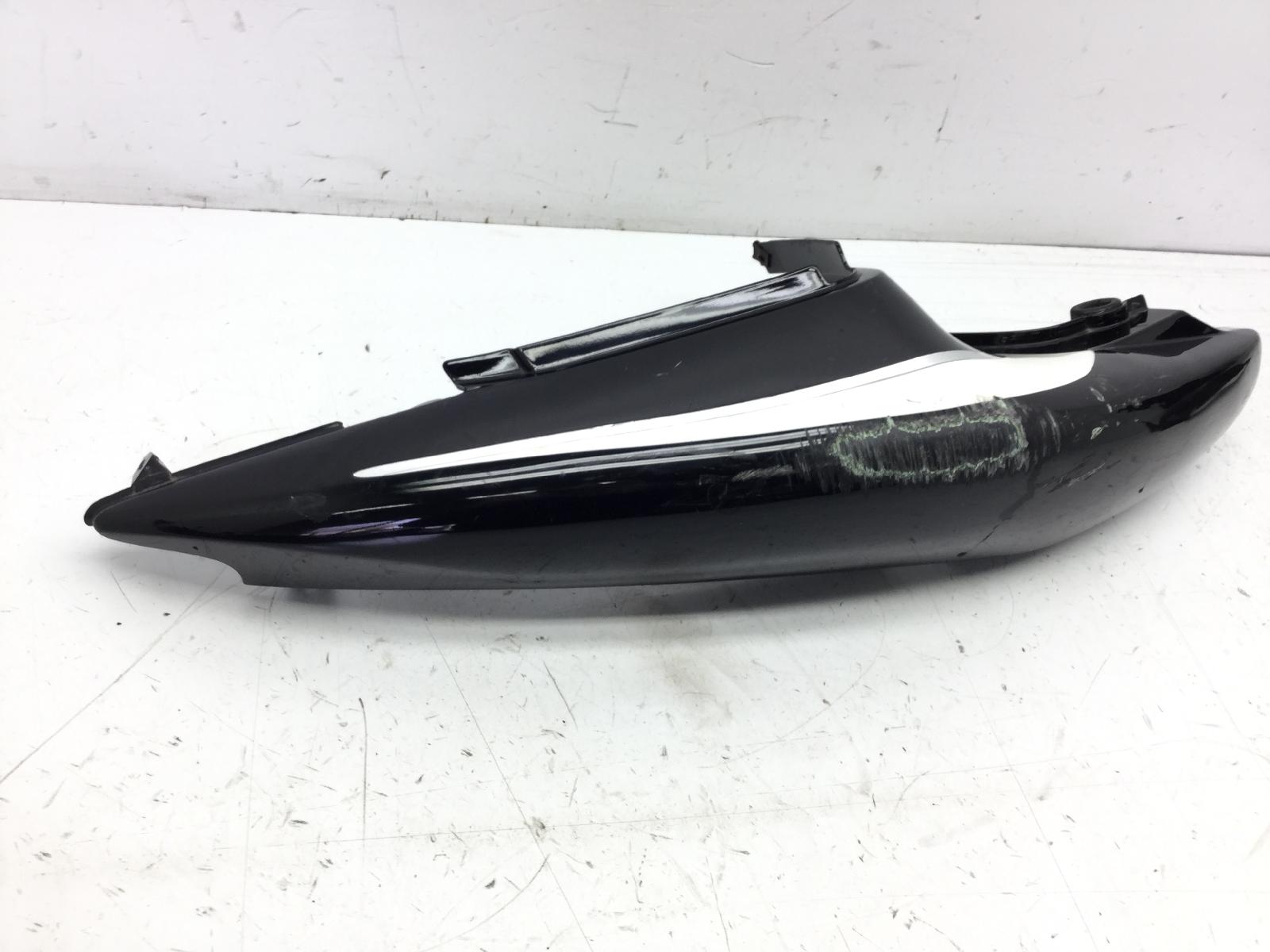 Suzuki sv s 650 carena fiancata posteriore destra 1999 2002 av111