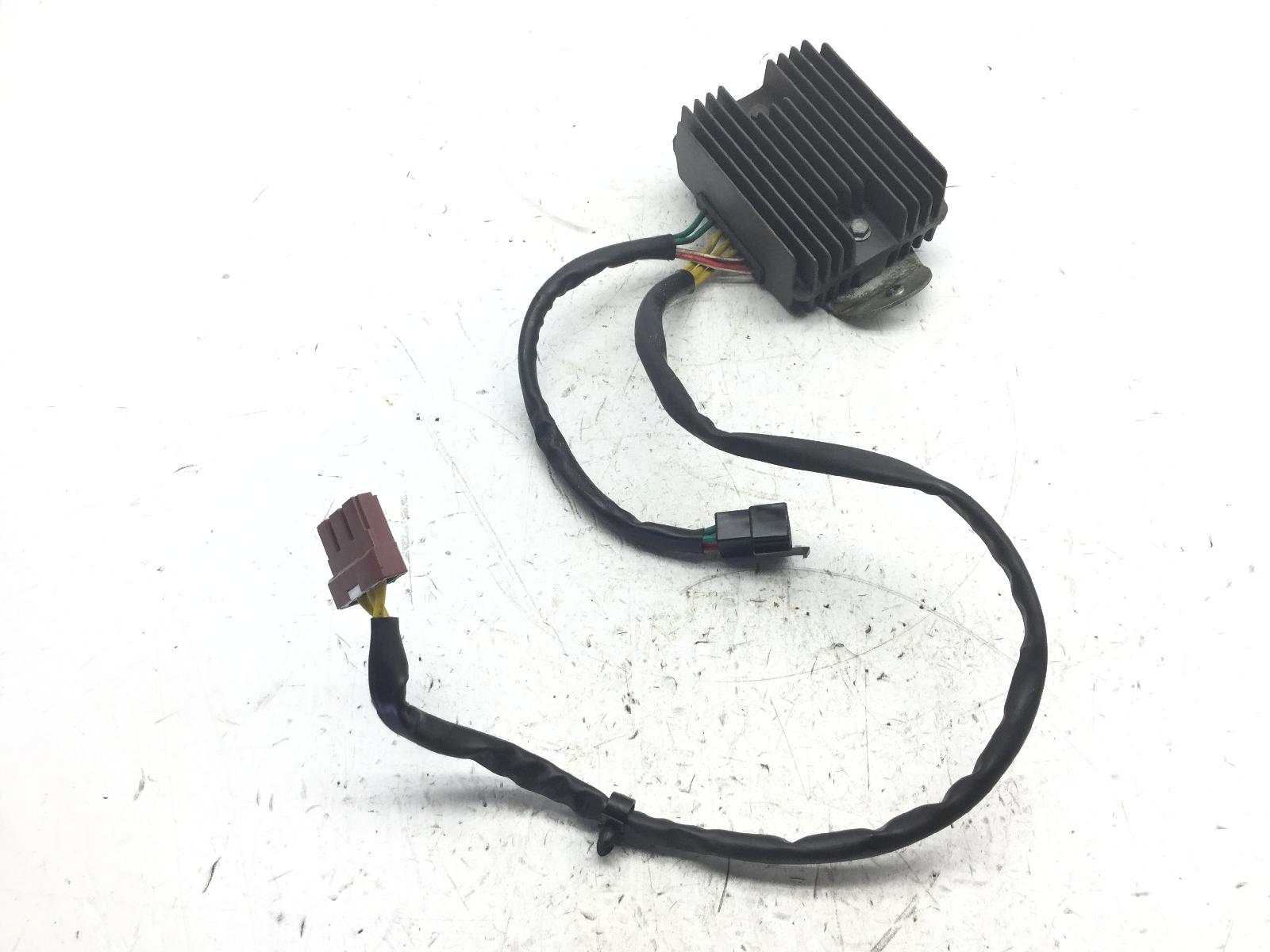 Piaggio beverly 500 regolatore di tensione con staffa 2006 2008 m34200