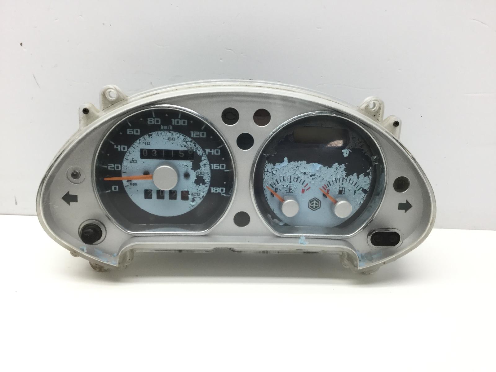 Piaggio beverly 500 strumentazione contachilometri con difetti vernice 2006 2008 m34200