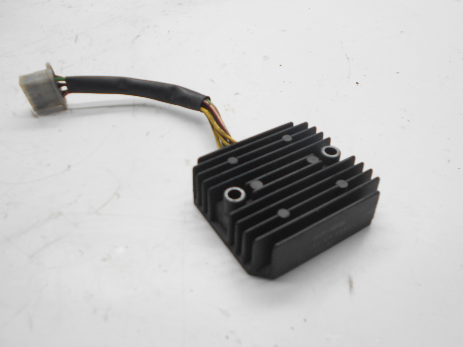 Honda pantheon 125 regolatore di tensione 2003 2003 jf12a