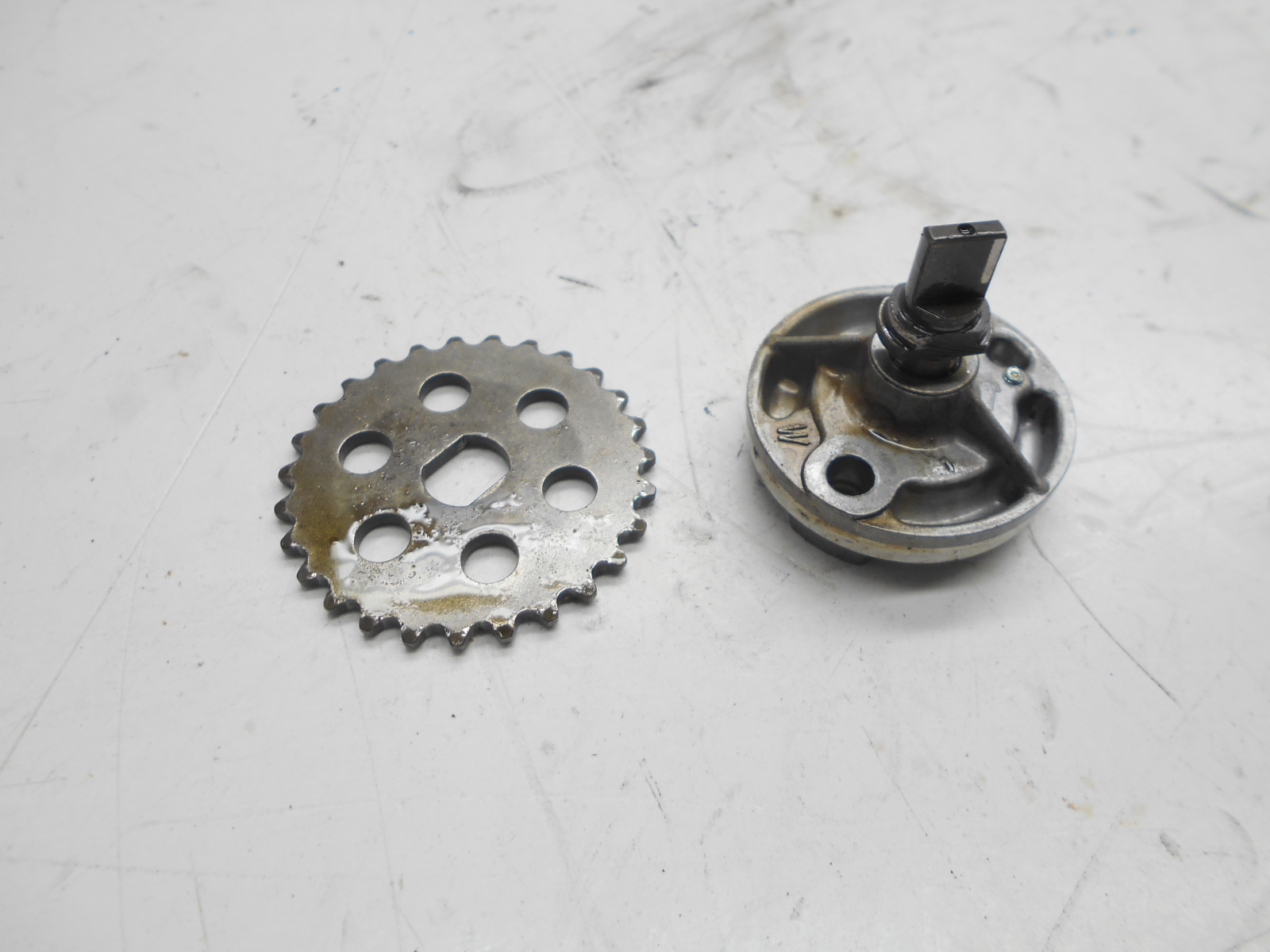 Honda pantheon 125 pompa olio 2003 2003 jf12a