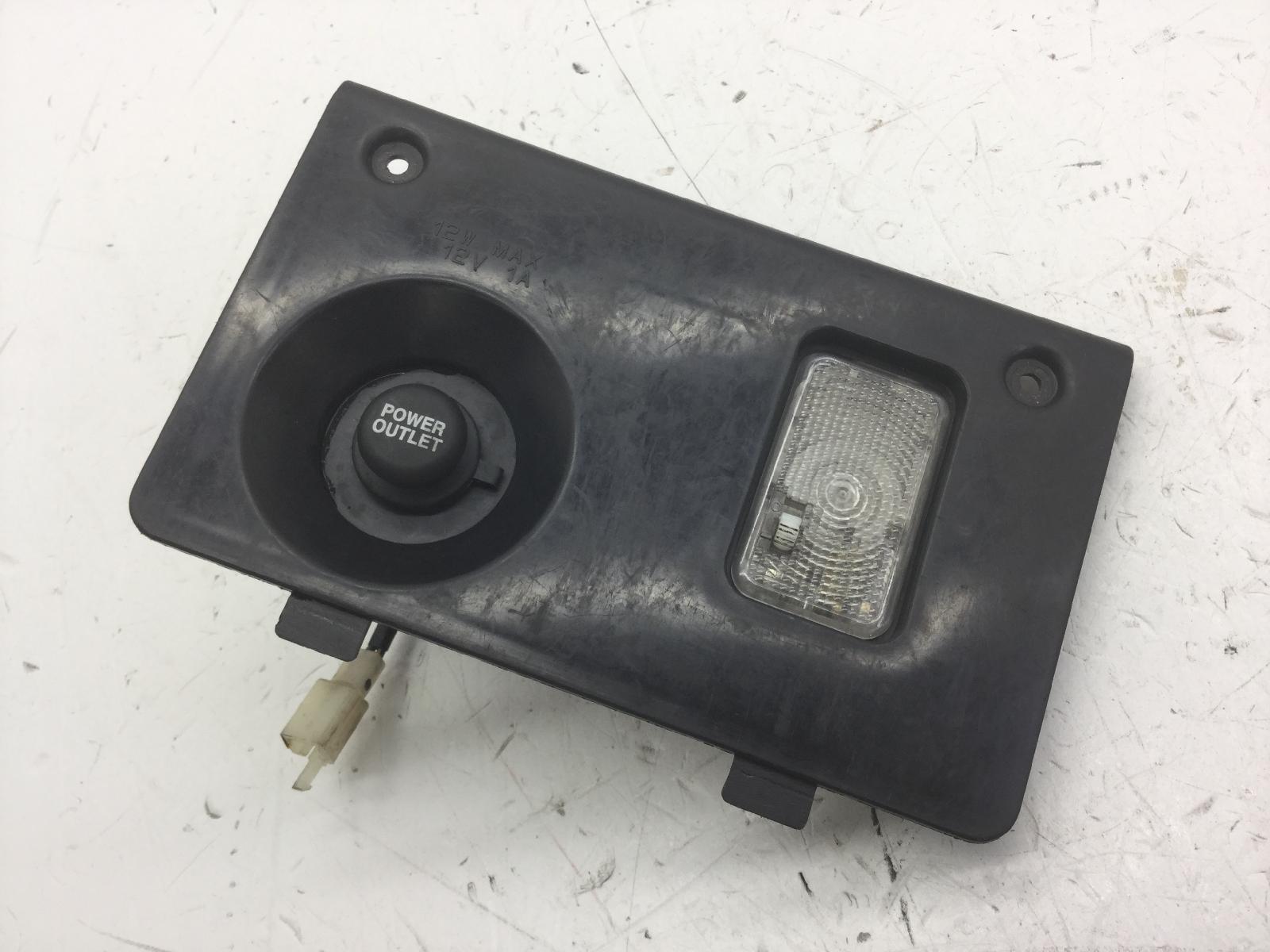 Honda pantheon 125 carena coperchio sottosella + luce e presa 12w 2003 2003 jf12a