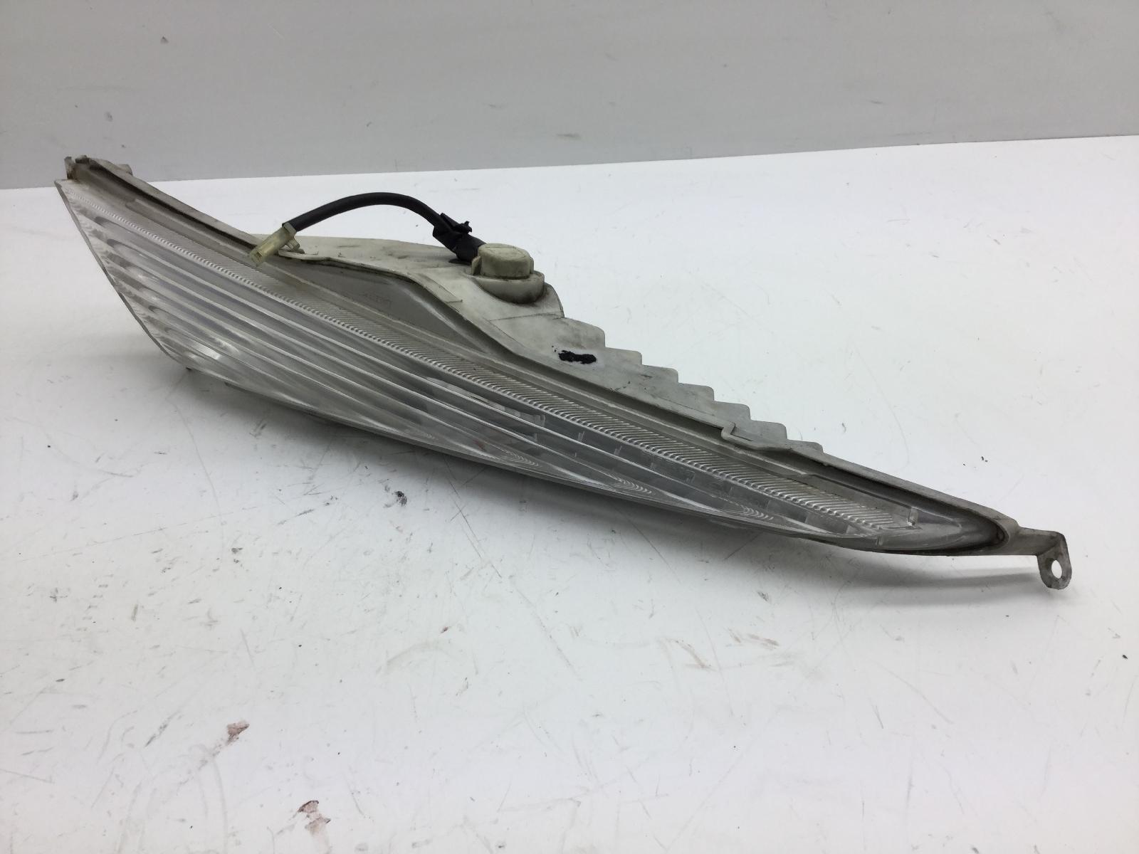 Honda pantheon 125 freccia anteriore sinistra 1 attacco rotto 2003 2003 jf12a