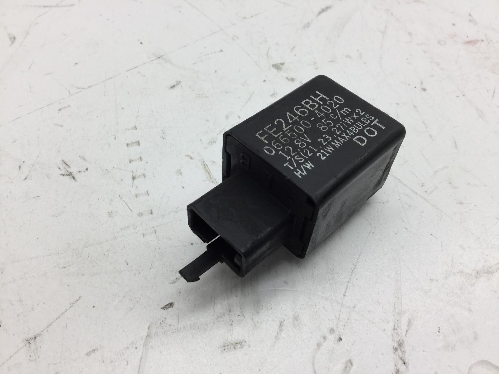 Honda pantheon 125 rele' intermittenza frecce 2003 2003 jf12a