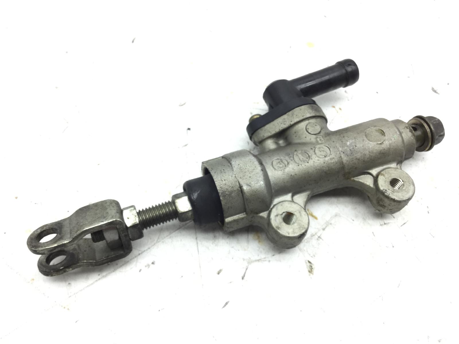 Honda cbr f 1 600 pompa freno posteriore 1987 1990 nd