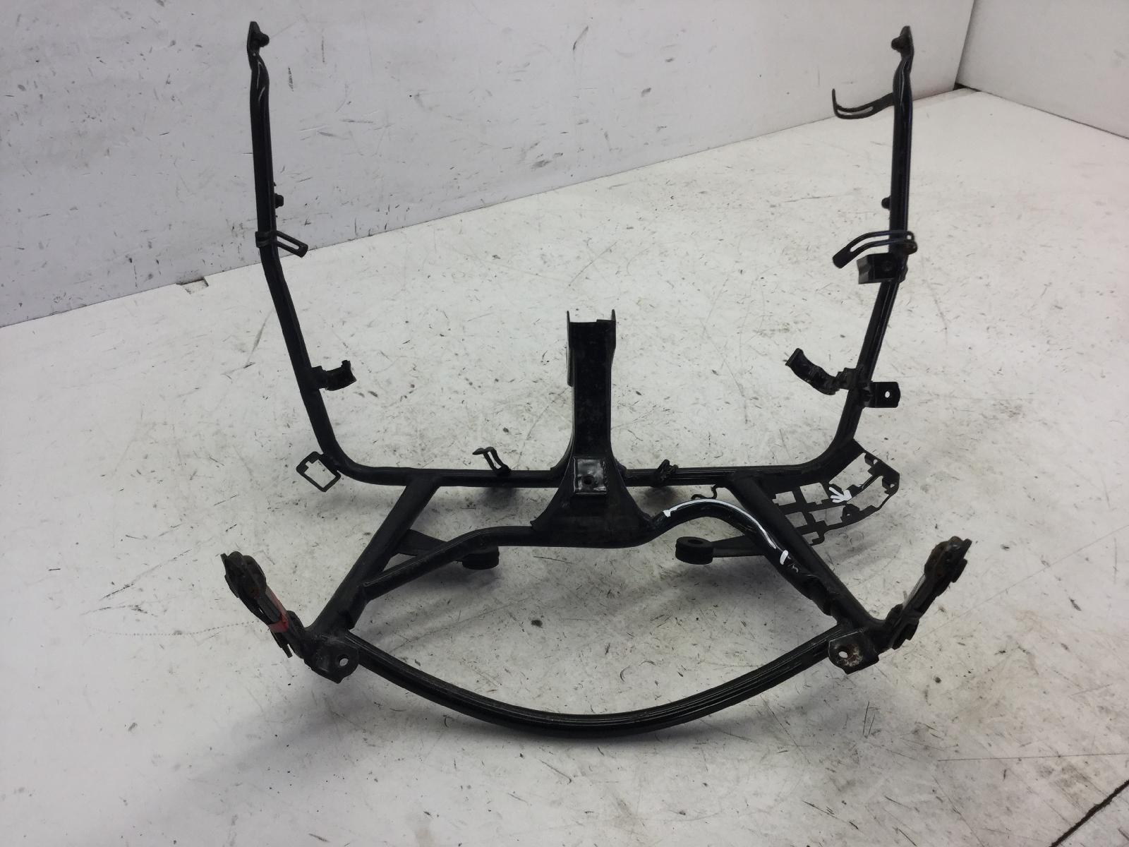 Honda cbr f 1 600 telaio telaietto scudo anteriore storto - da riaddrizzare 1987 1990 nd