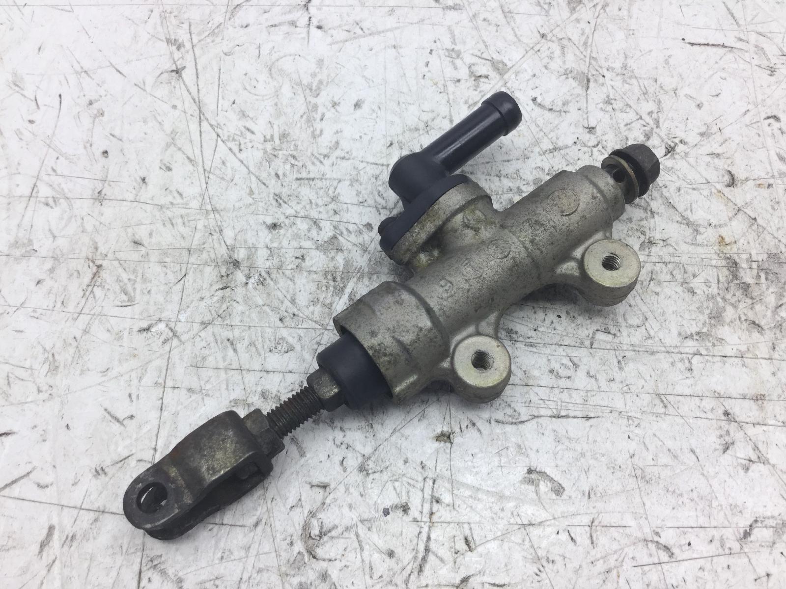Honda cbr f 1 600 pompa freno posteriore 1987 1990 nd